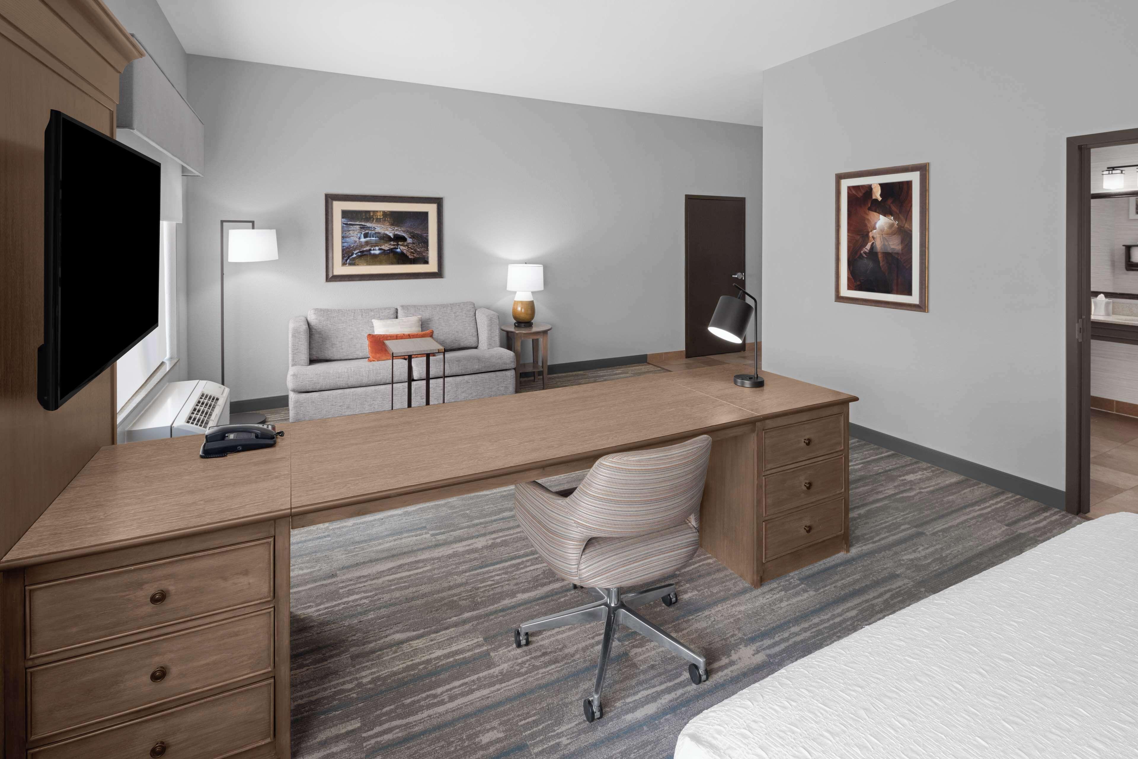 King Room with Accessible Tub - Mobility and Hearing Access/Non-Smoking,1717584543:JPEG