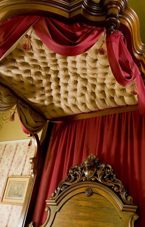 Samuel Clemens Room