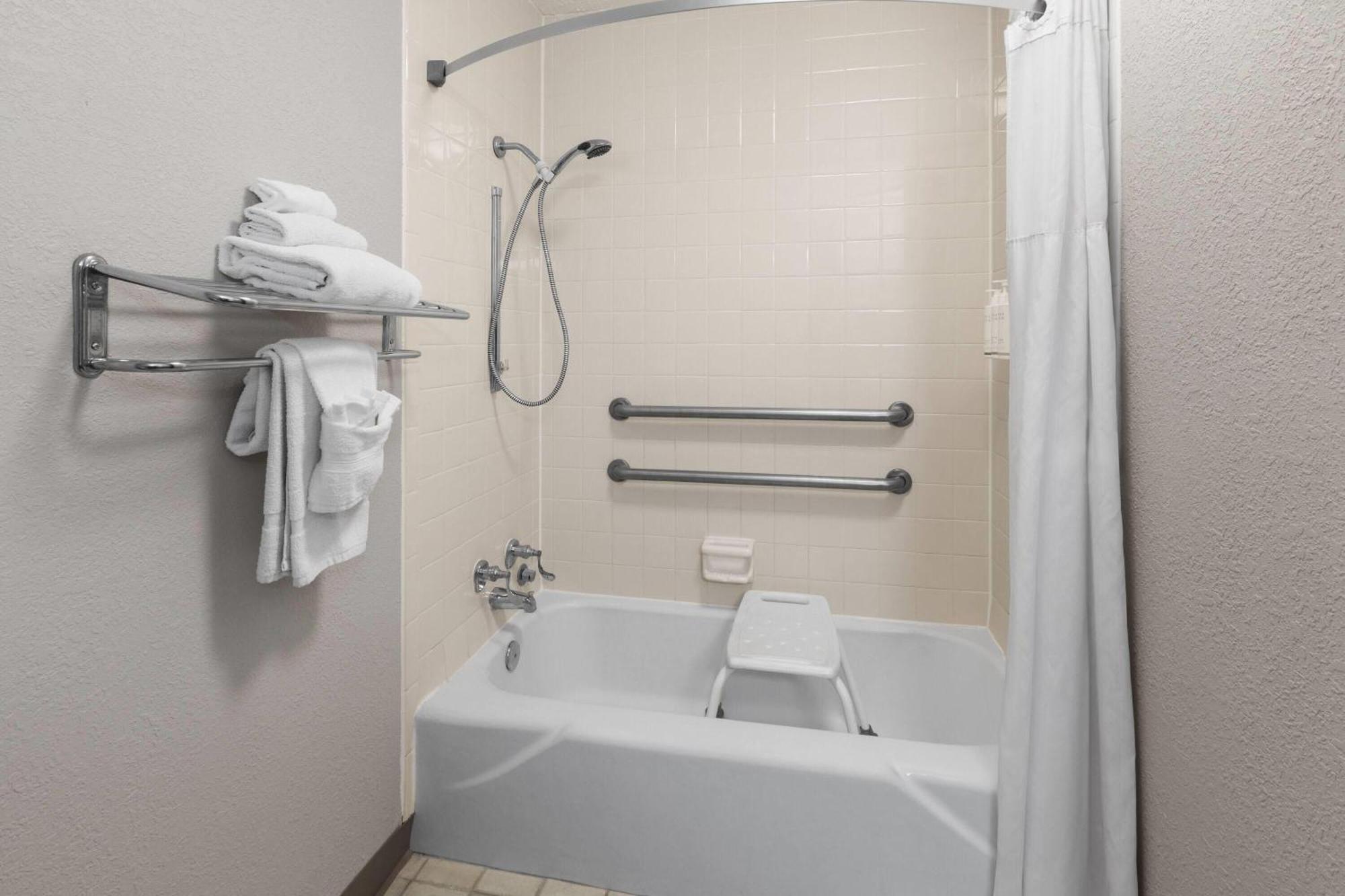 Double Room - Disability Access/Non-Smoking