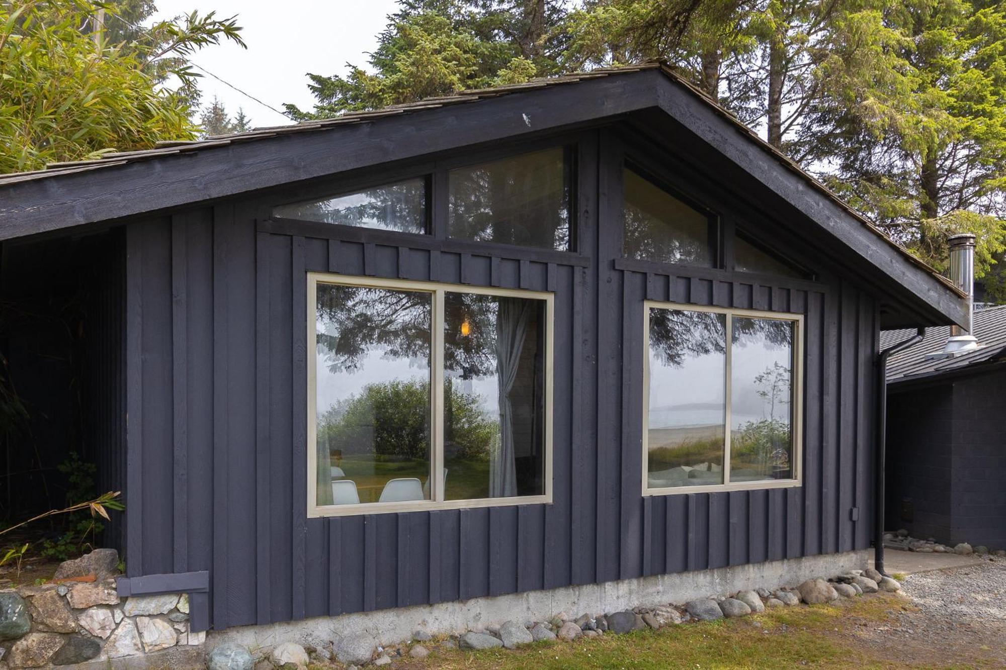 Two-Bedroom Beach Cottage