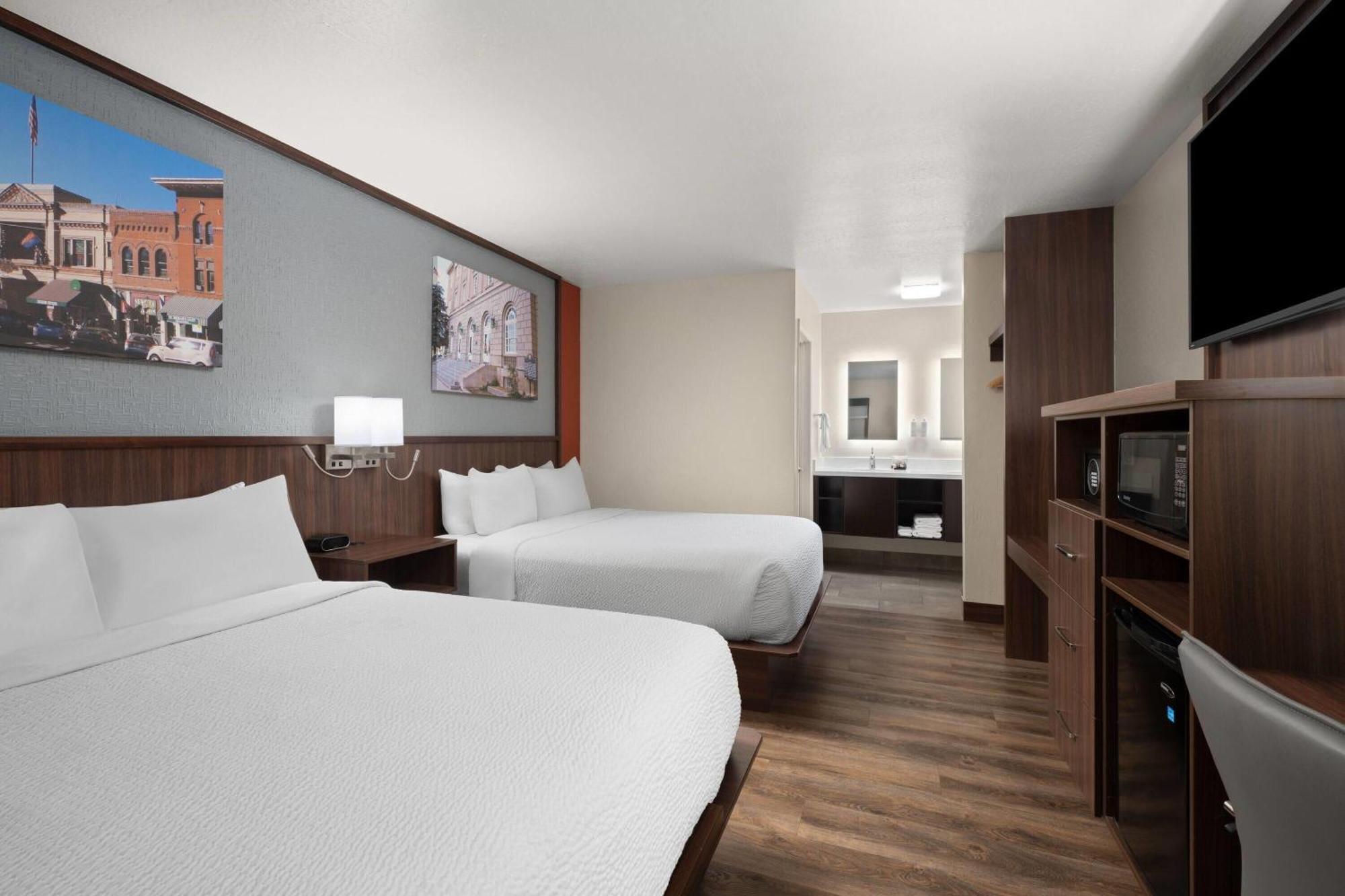 Superior Queen Room with Two Queen Beds - Non-Smoking