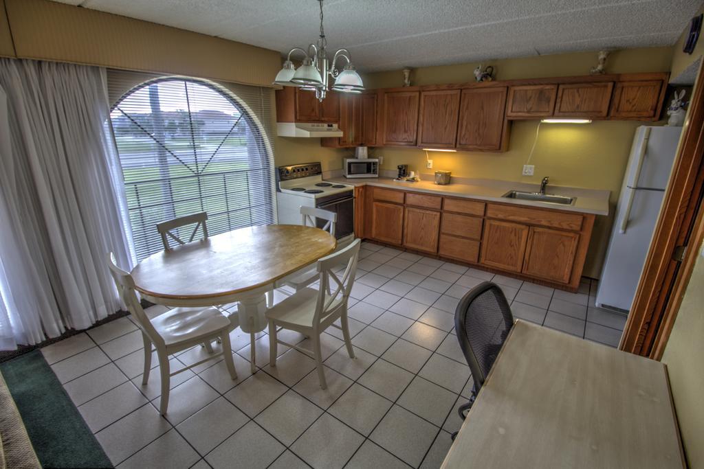 Two-Bedroom Suite,711323929:JPEG