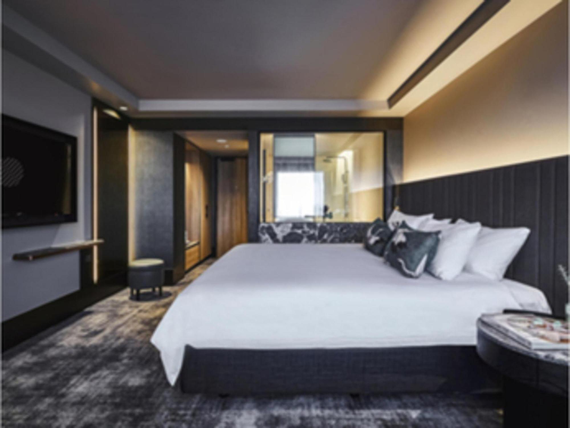 Superior King Room,1730017718:JPEG