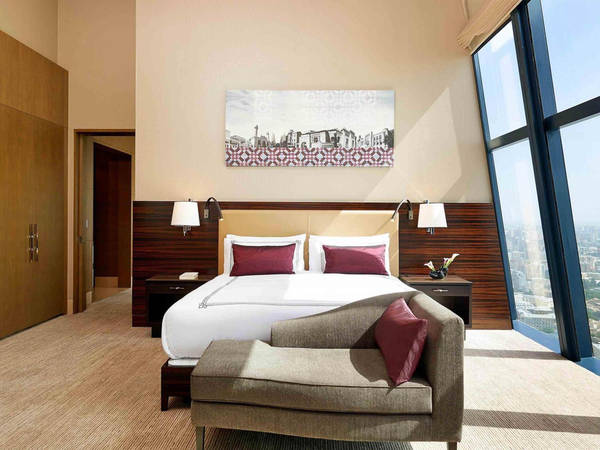 Fairmont Gold King City View
