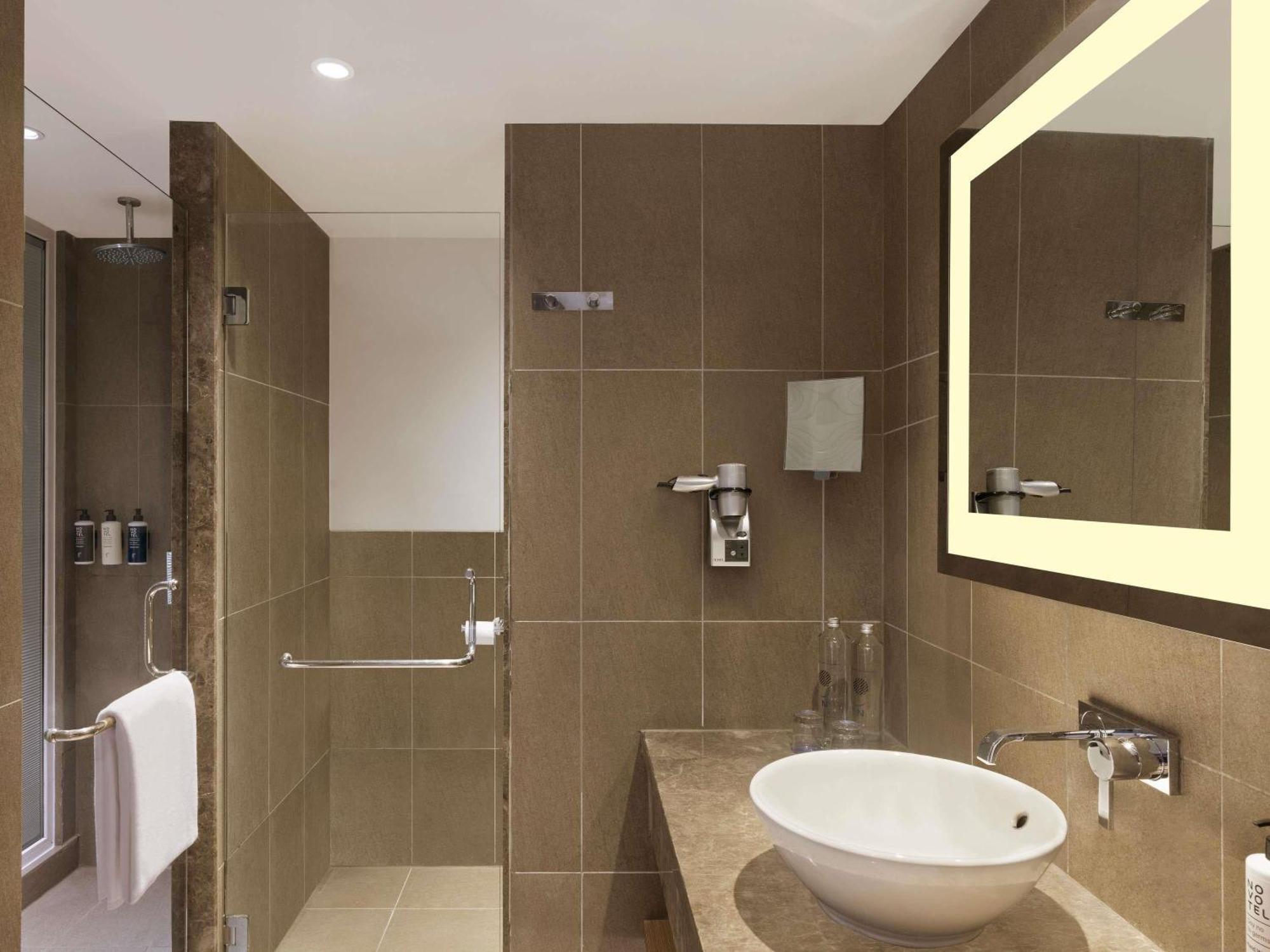 Premier Twin Room