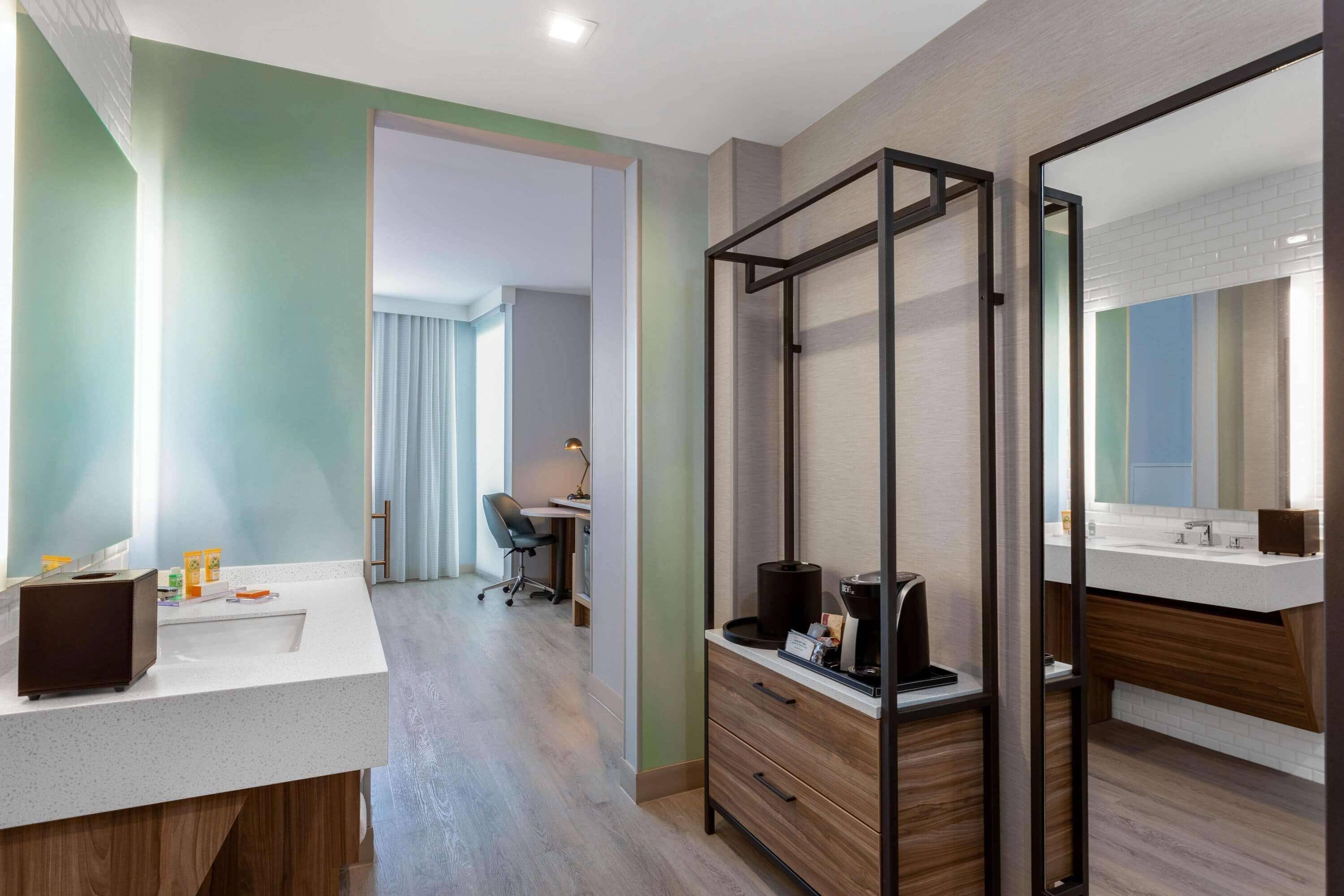 King Room - Hearing Impaired Access/Non-Smoking