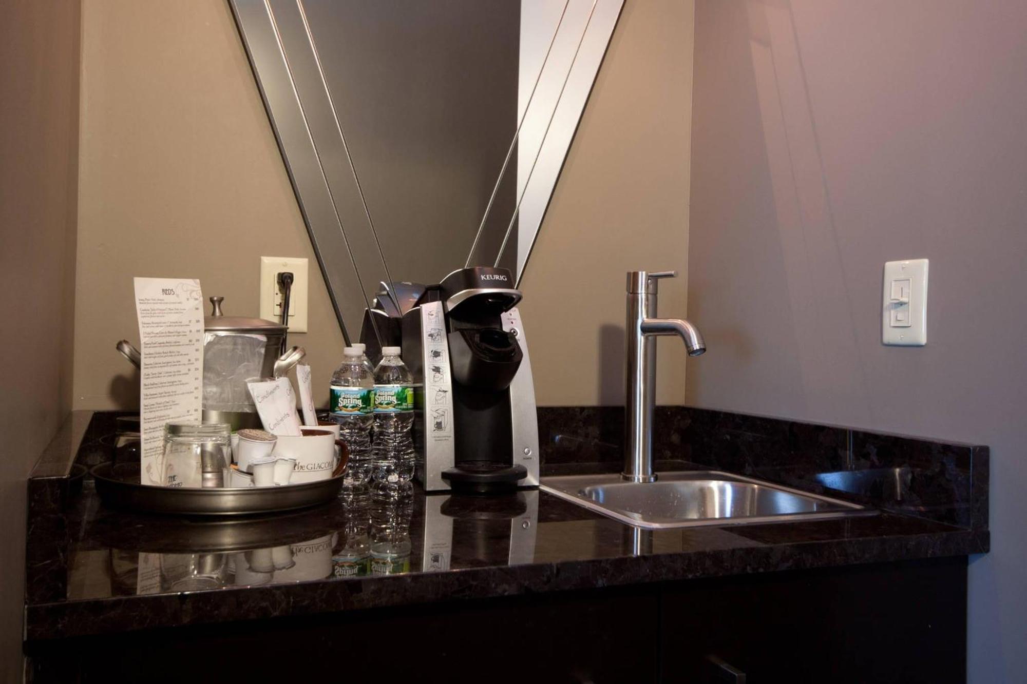 King Room with Spa Bath and Fireplace,1739390827:JPEG