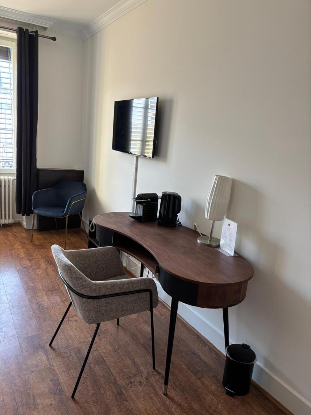 Studio (3 Adults)