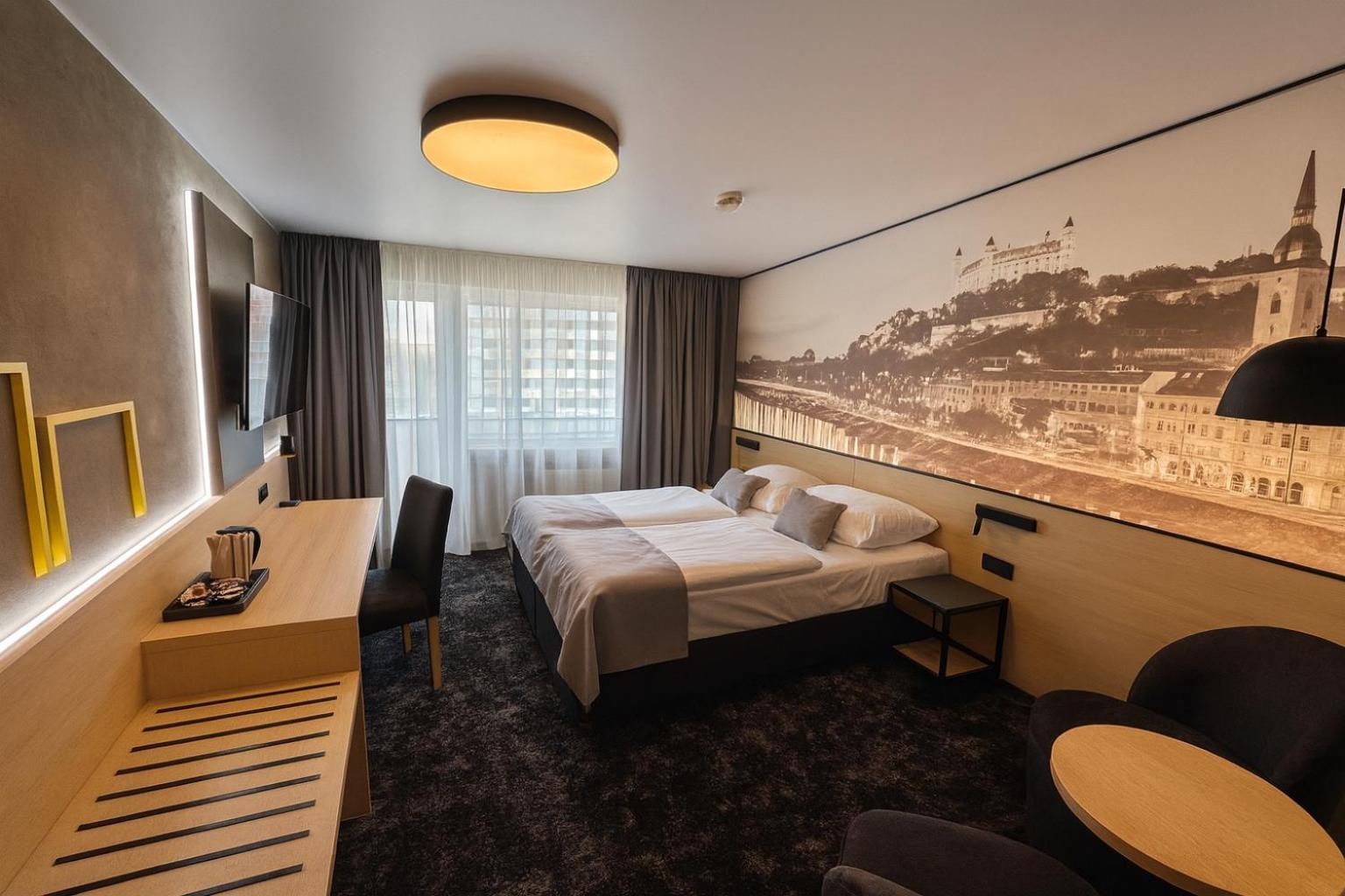 Deluxe Double Room,1742577787:JPEG