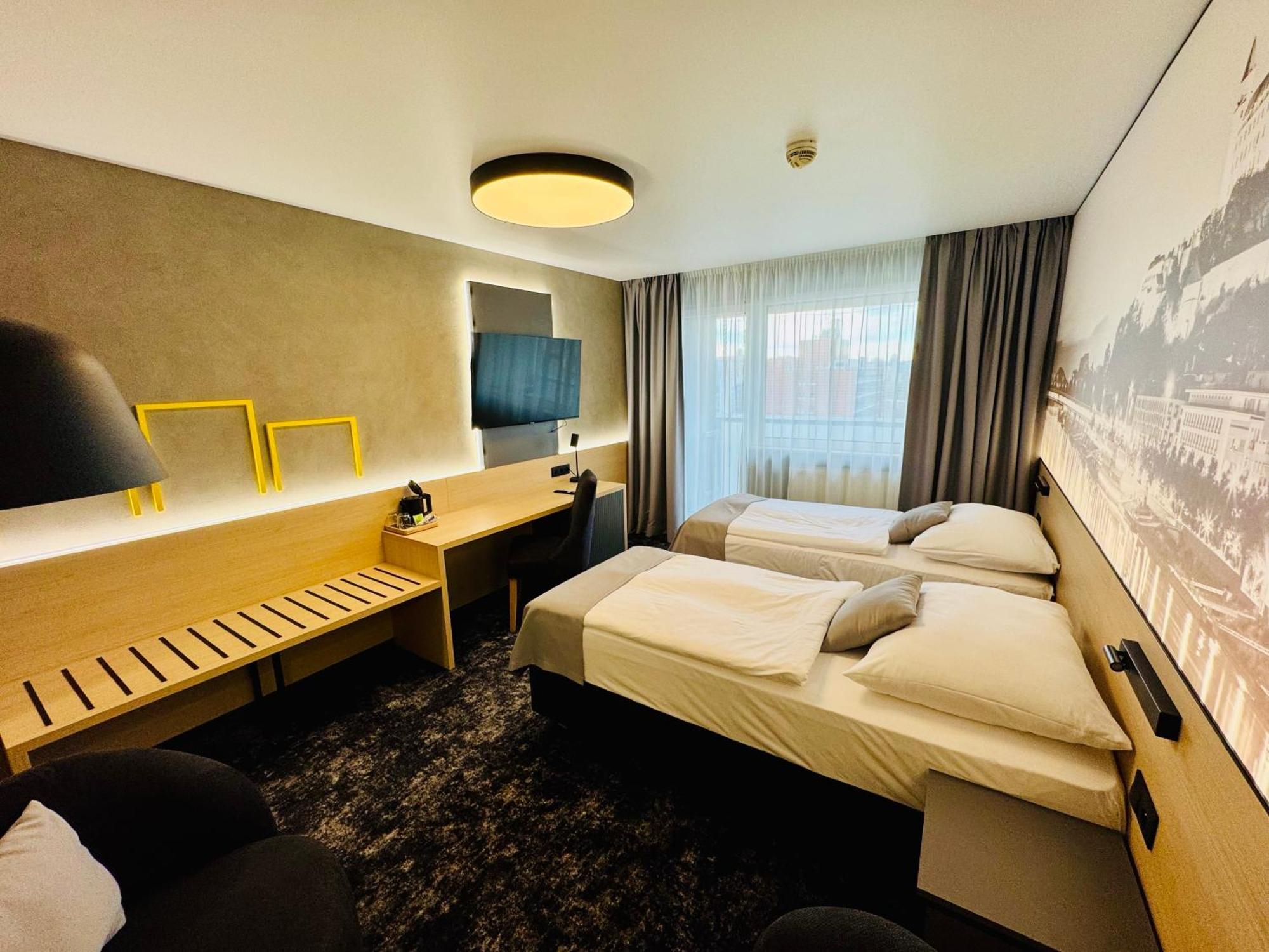 Deluxe Twin Room,1742577837:JPEG