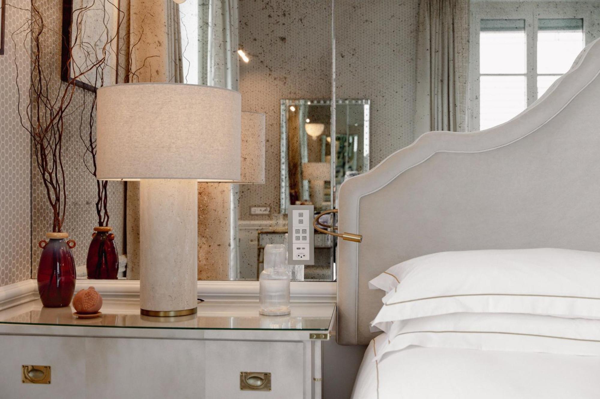 Presidential Suite with Lake View