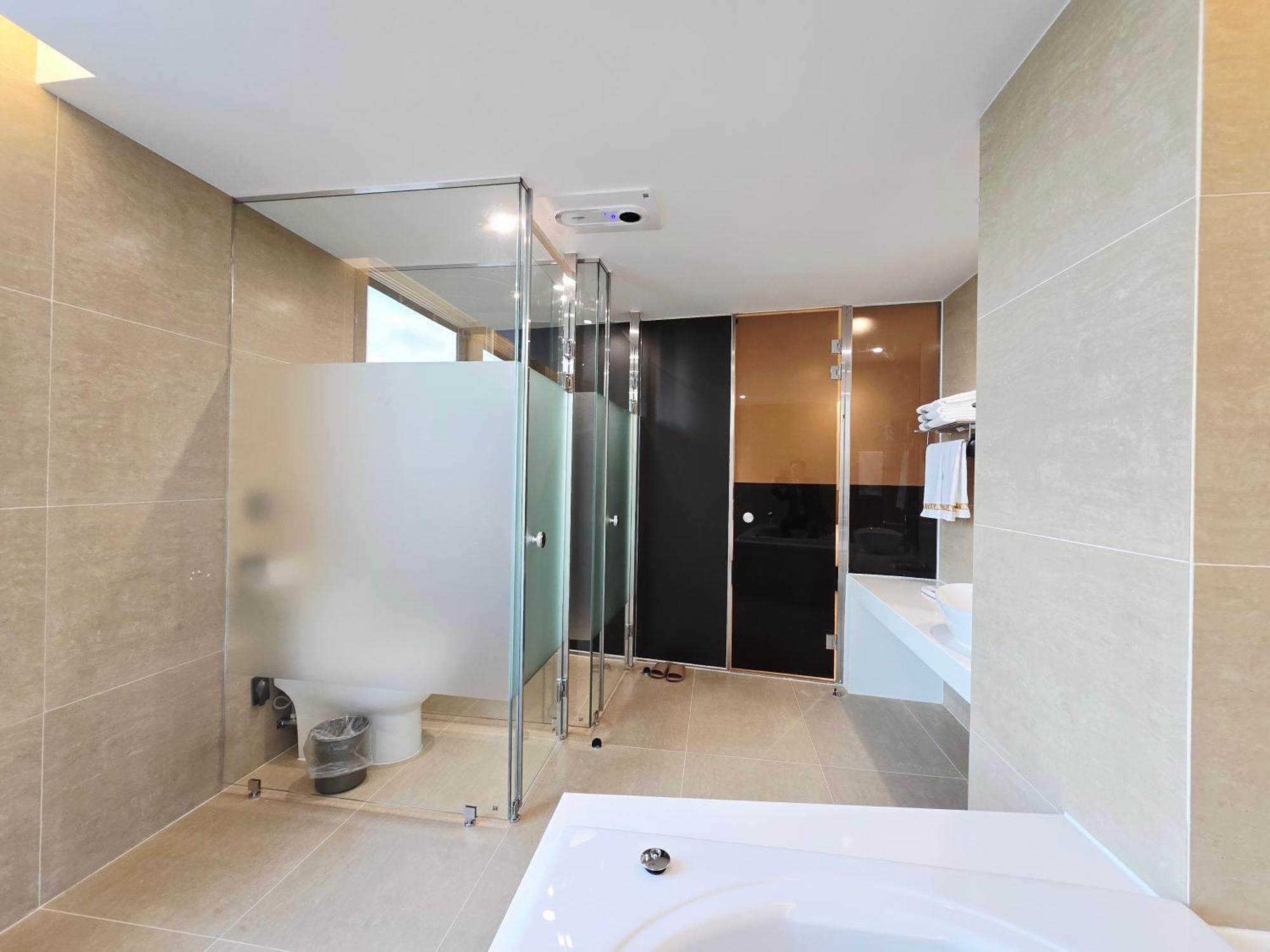 Premier Twin Room