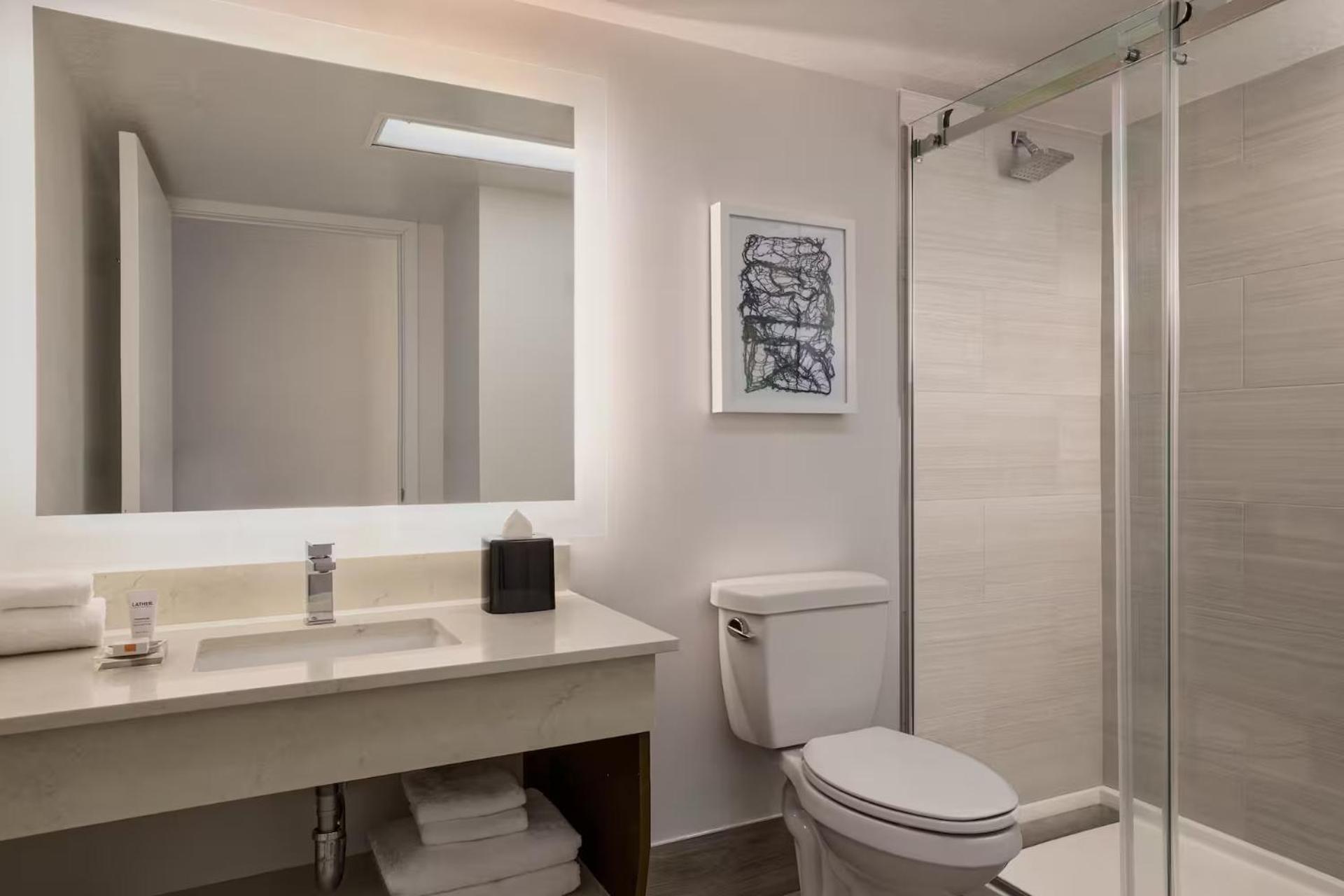 Junior Suite with One King Bed - Resort Bay View,1742701603:JPEG