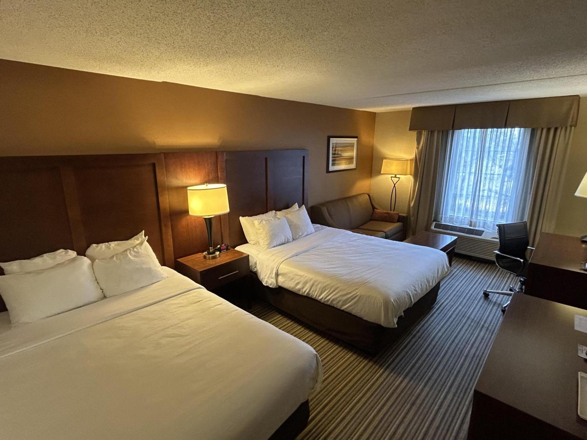 Queen Room with Two Queen Beds and Sofa Bed - Non-Smoking