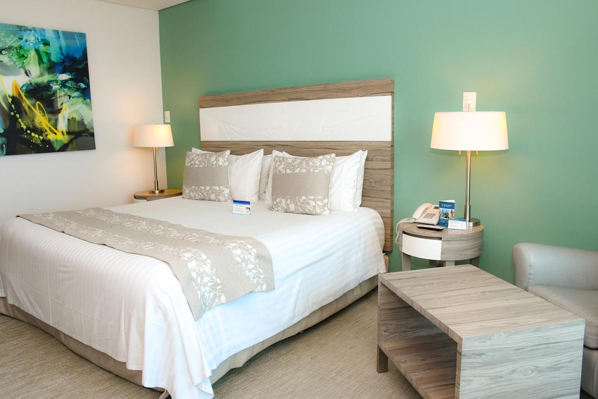 Superior Queen Room,1742715194:JPEG