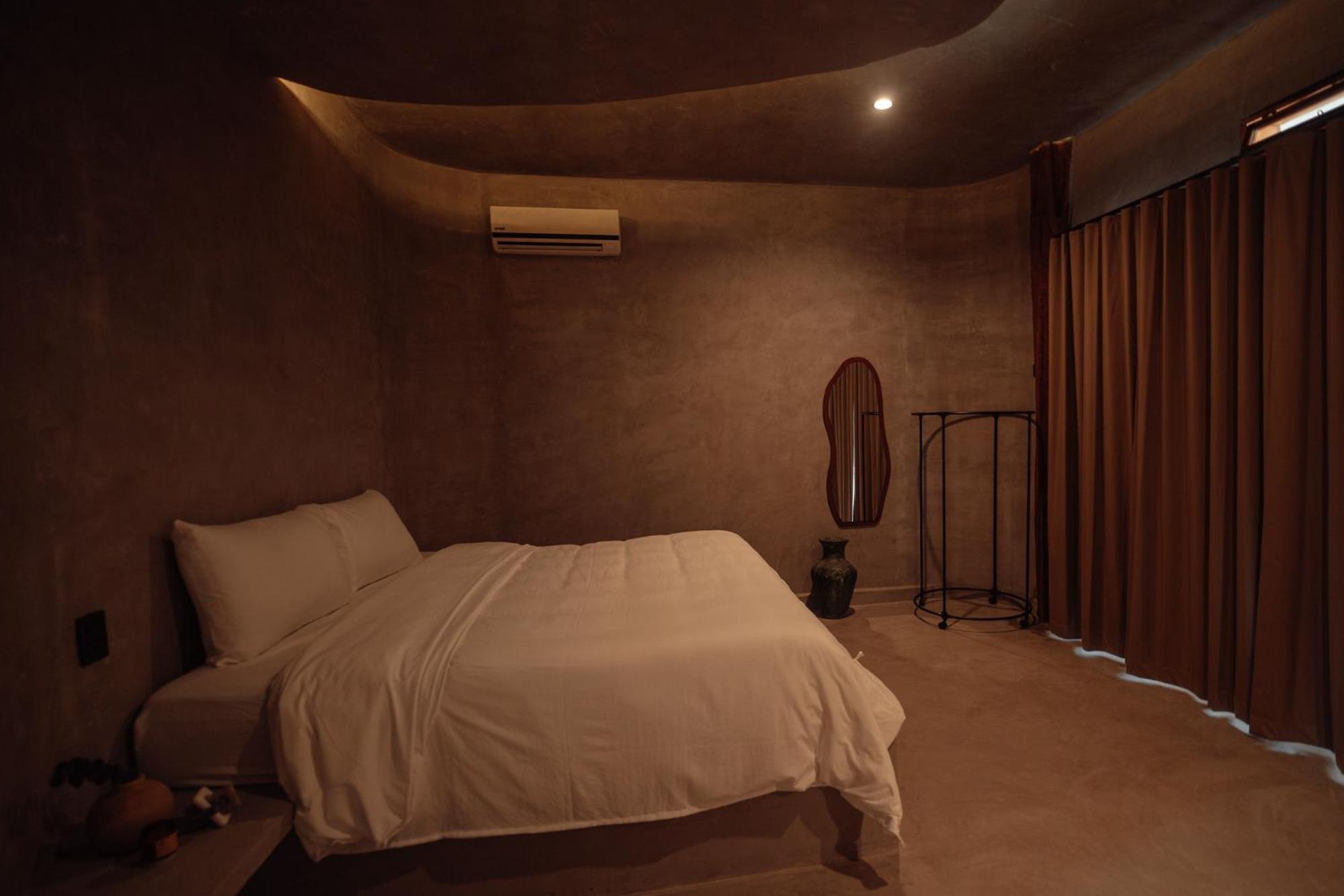 King Room with Balcony