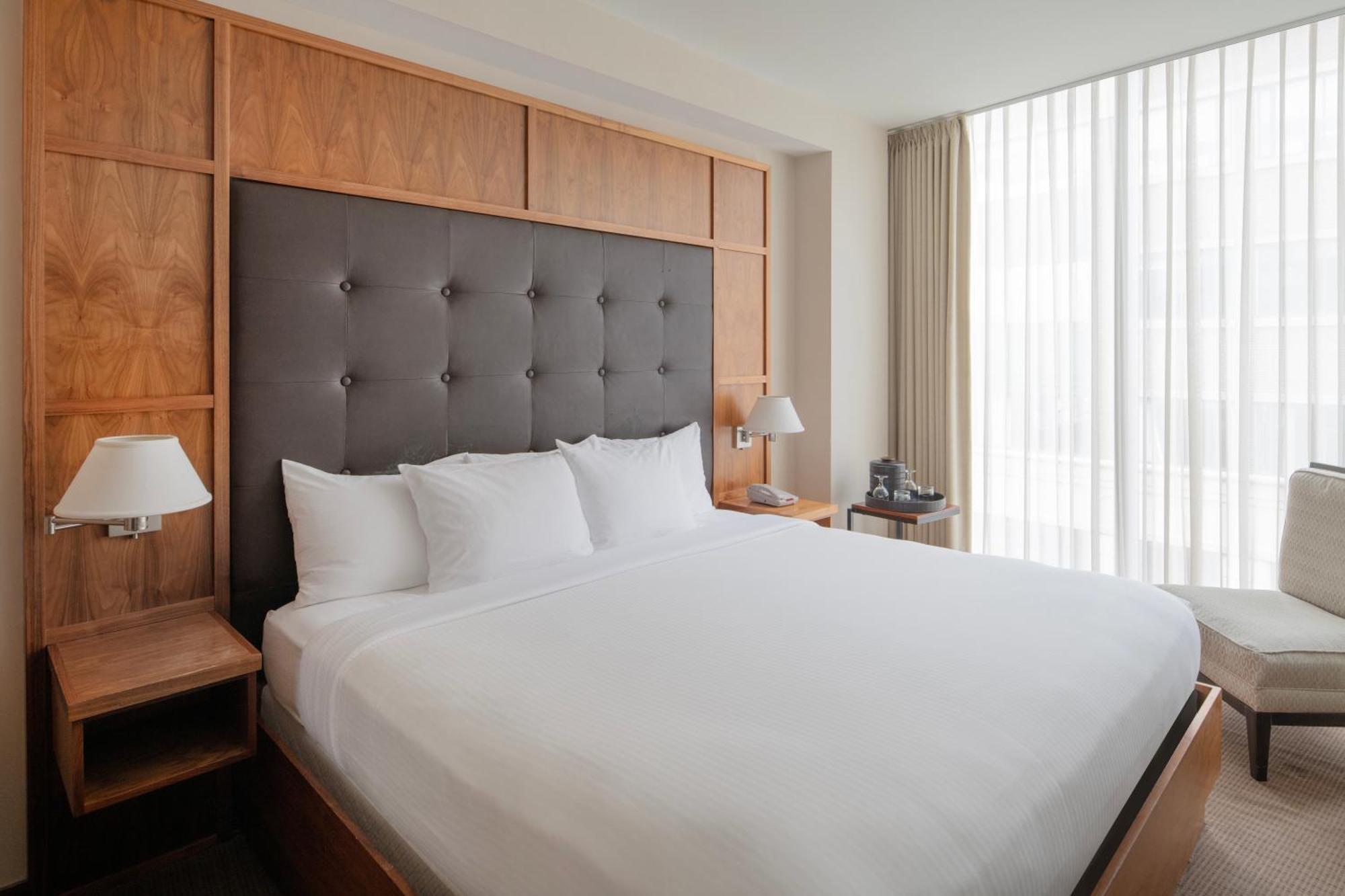 Deluxe Junior Suite