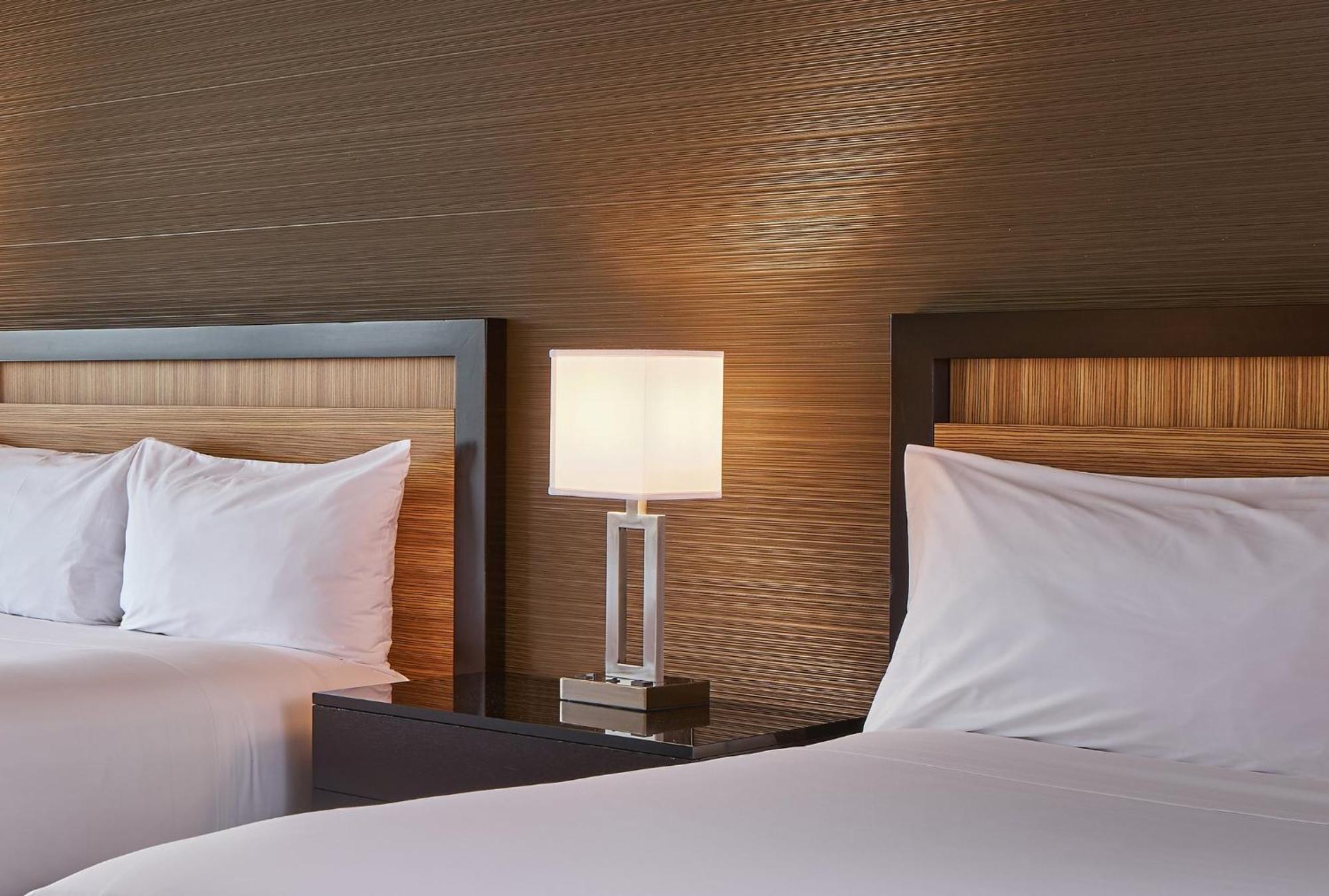 Restore Luxury Queen,1742980115:JPEG