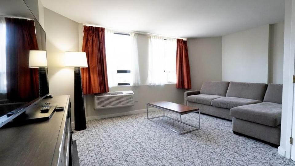 Suite with City View