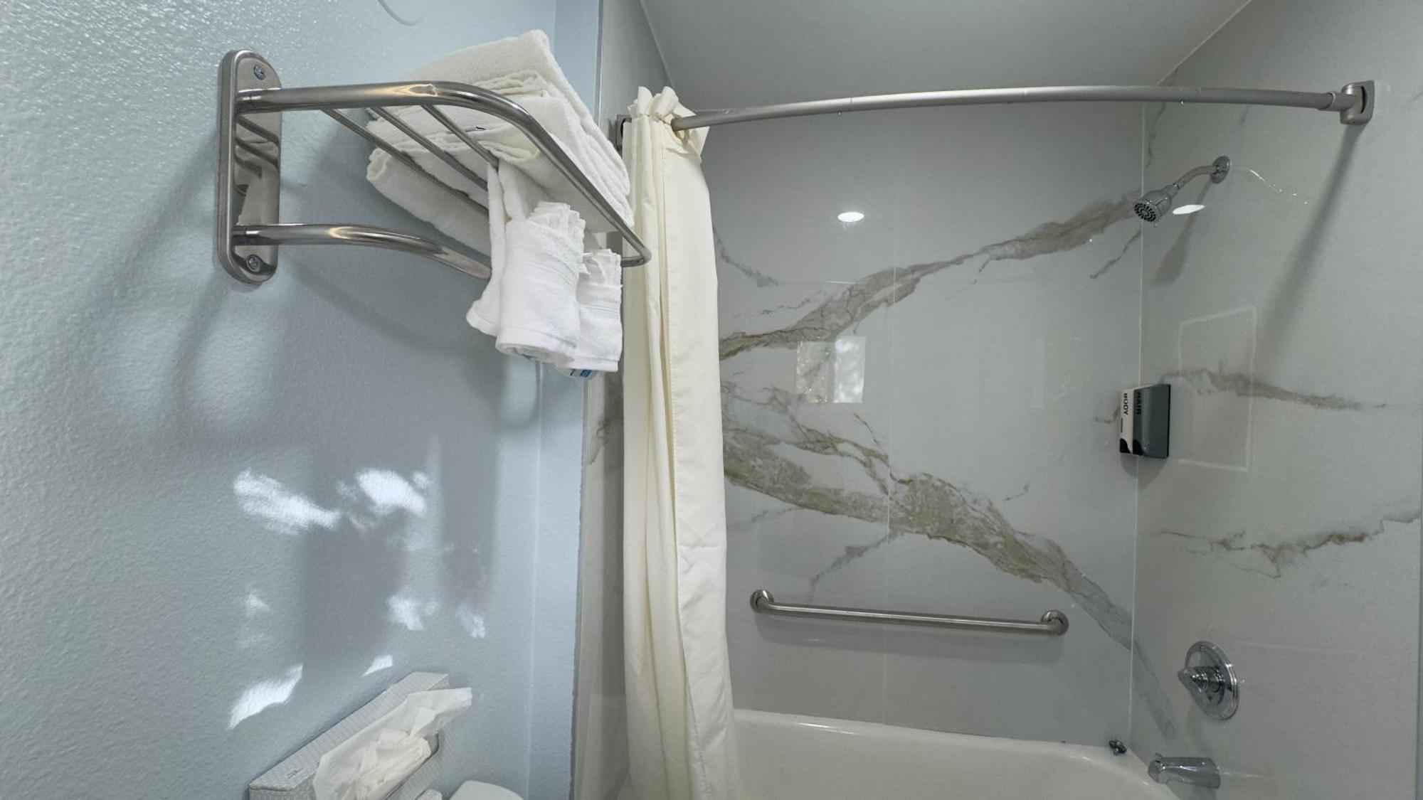 Family Suite,1758545821:JPEG