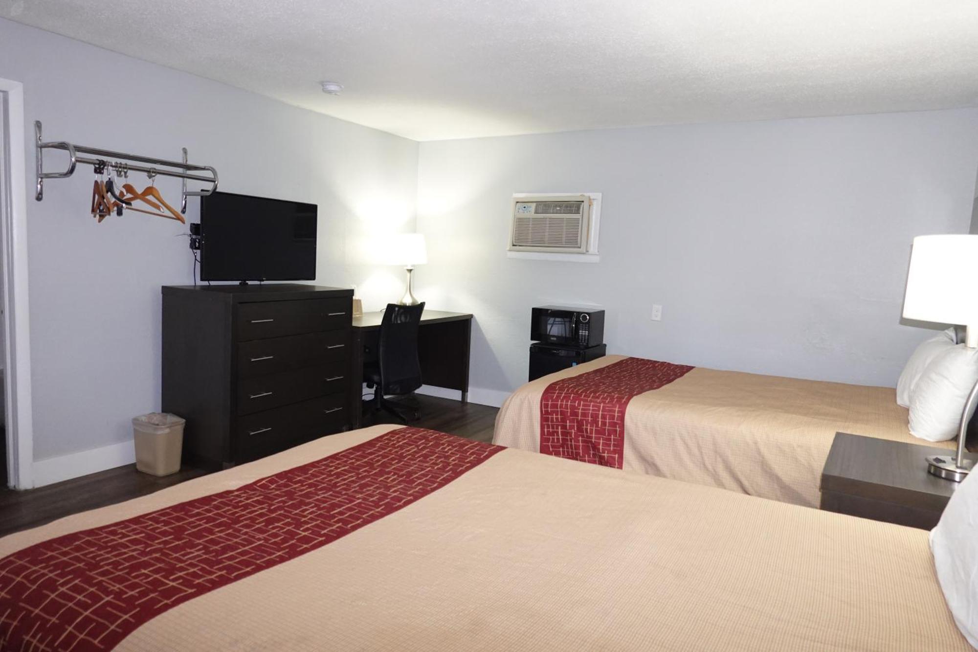 Queen Room with Two Queen Beds - Non-Smoking