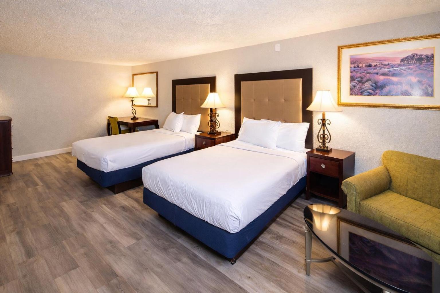 Double Room with Two Double Beds - Non-Smoking,1758377825:JPEG