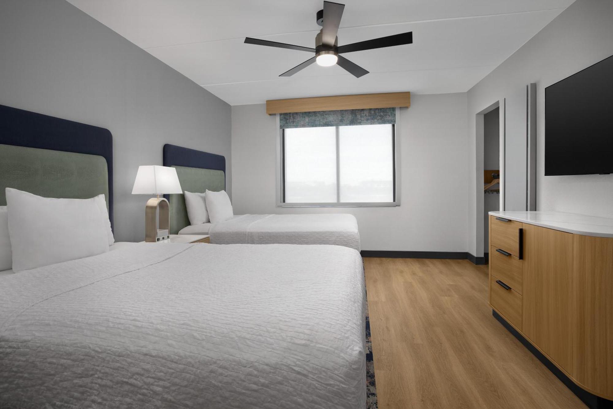 Suite with Two Double Beds - Mobility Access/Non-Smoking