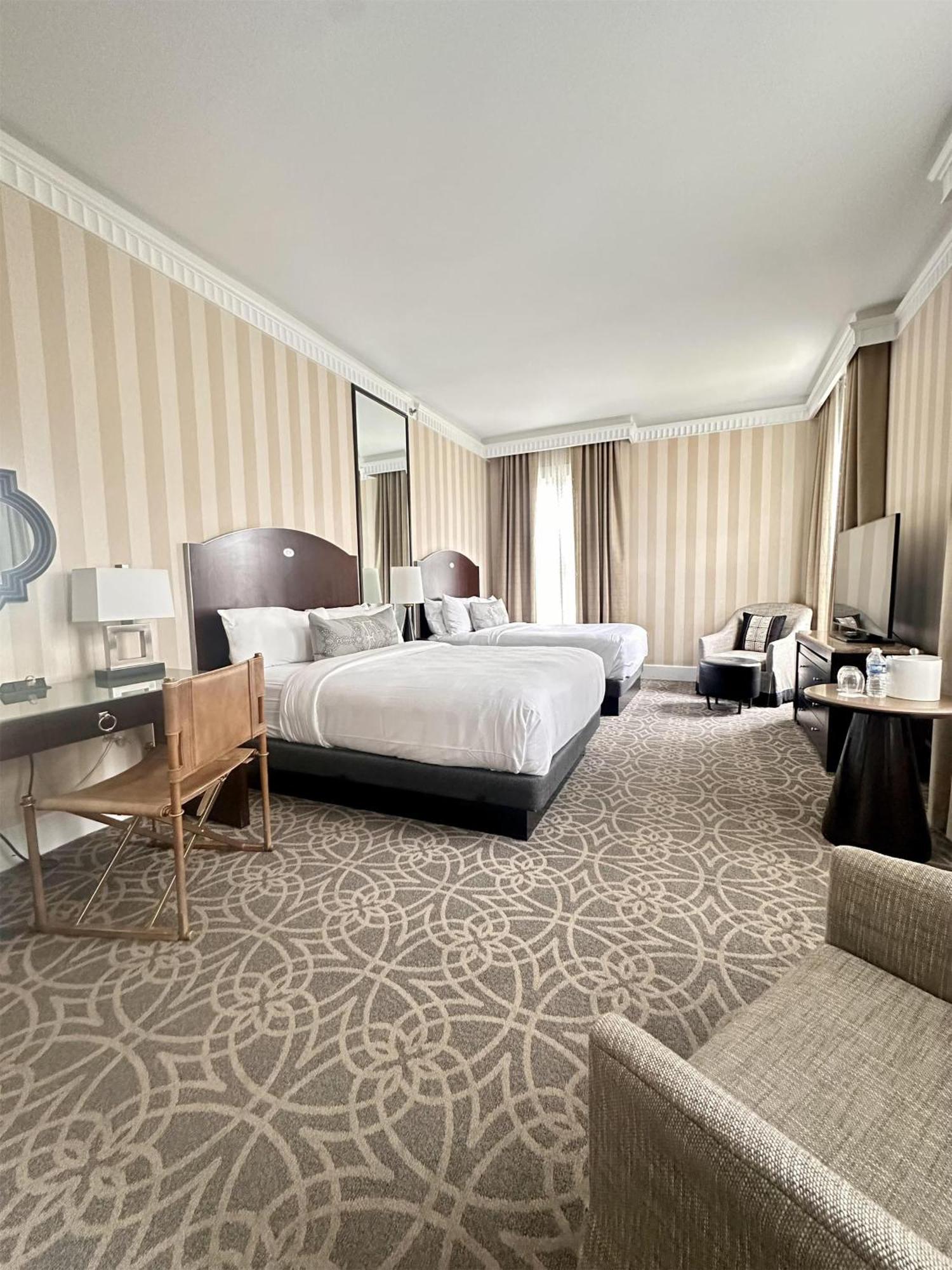 Mountain View 2 Queen (Main Resort),1756456134:JPEG