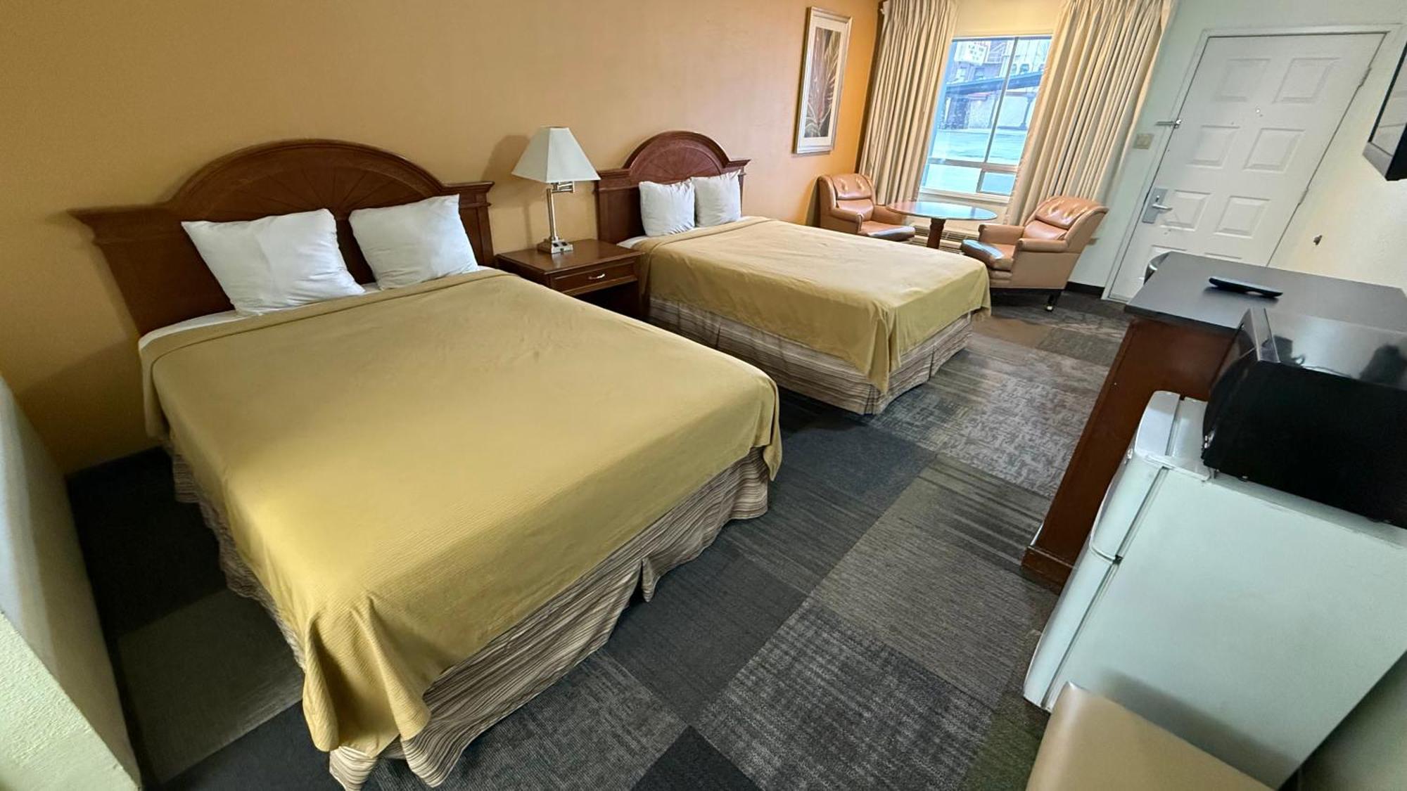 Queen Room with Two Queen Beds - Non-Smoking - Pet Friendly