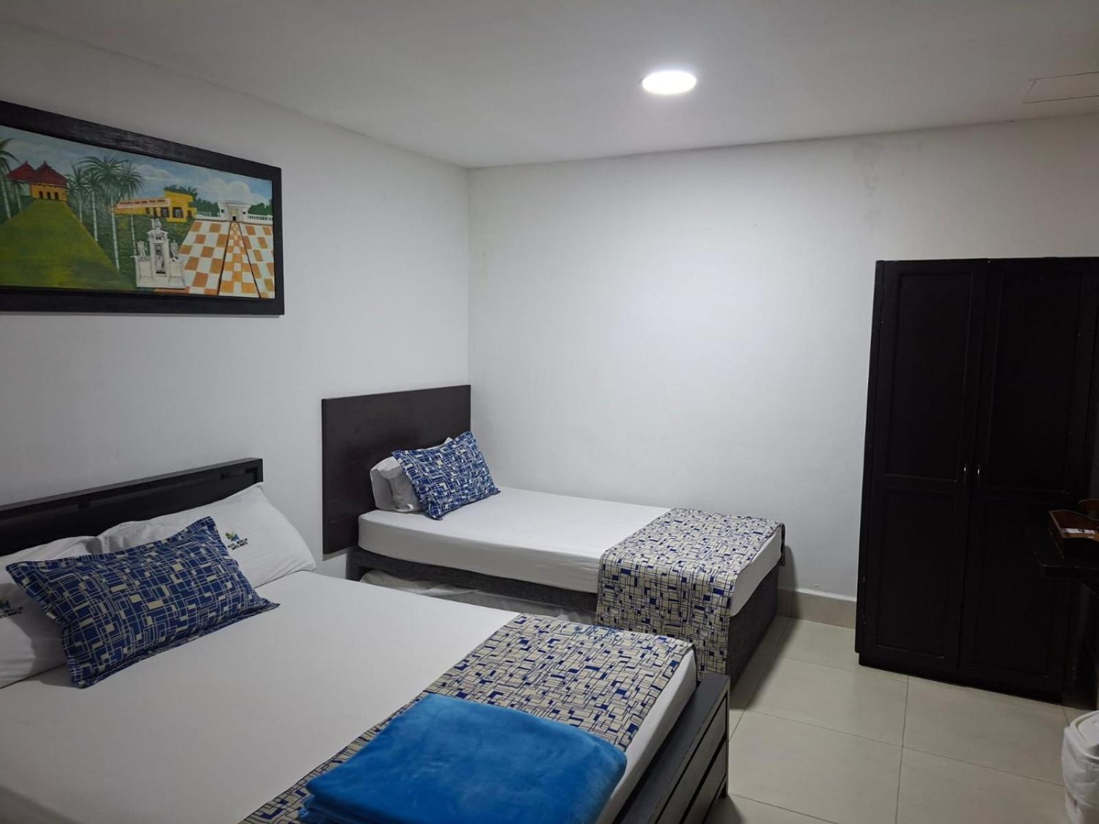 Triple Room,1756489176:JPEG