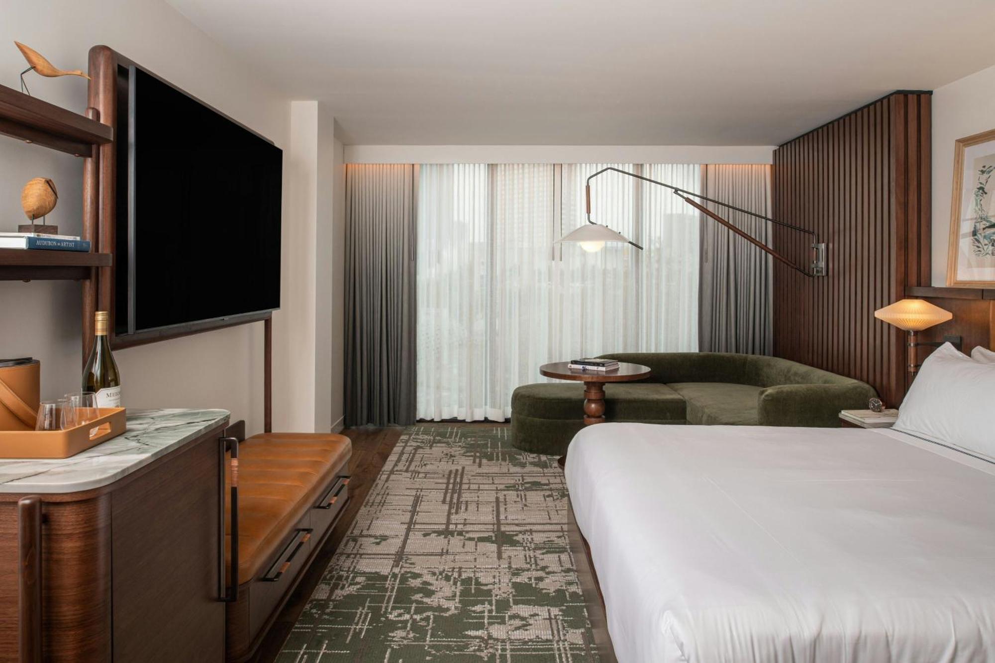 Luxury Suite
