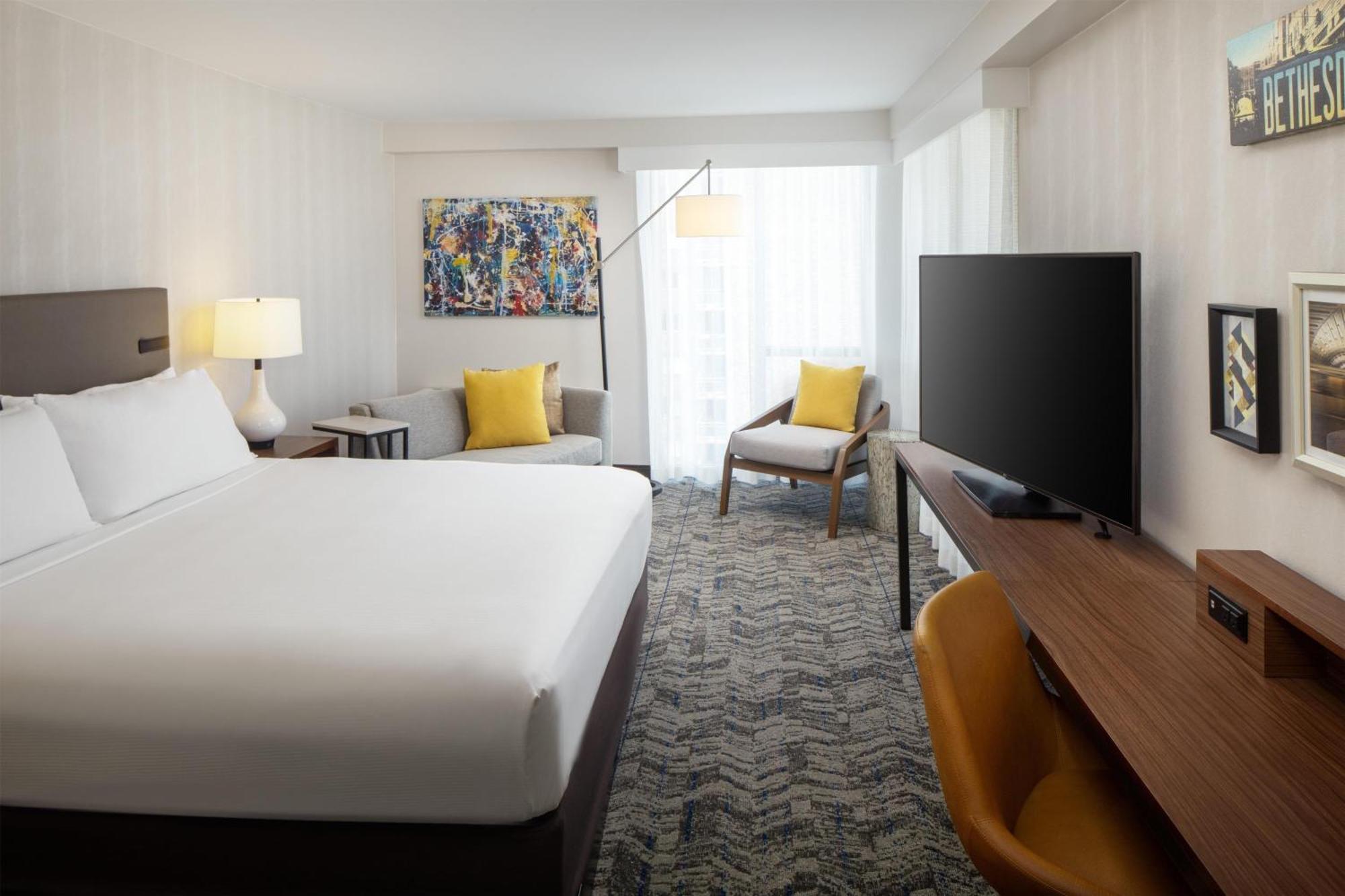 Superior King Room with Sofa Bed