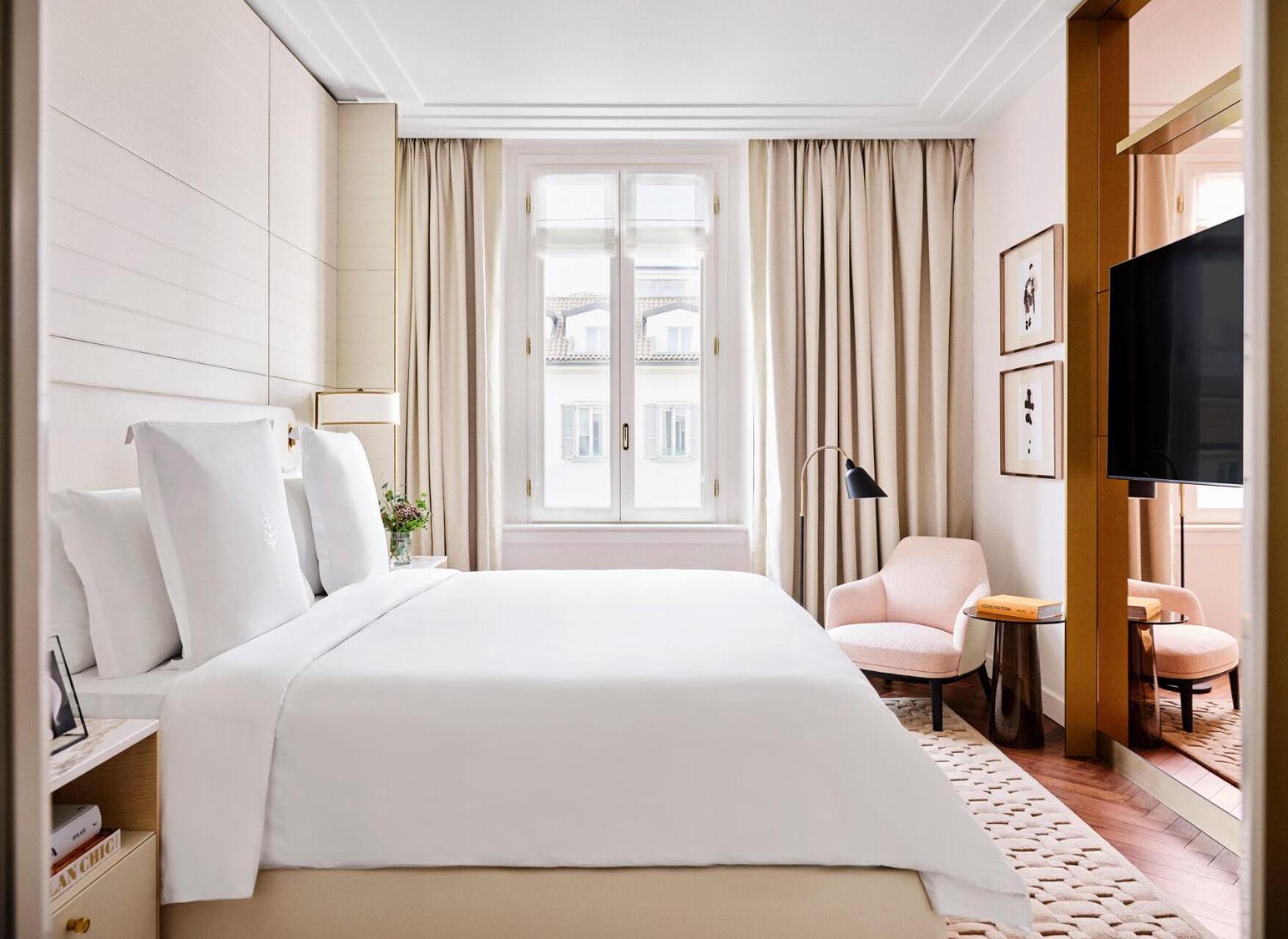 Executive Suite King,1758357155:JPEG