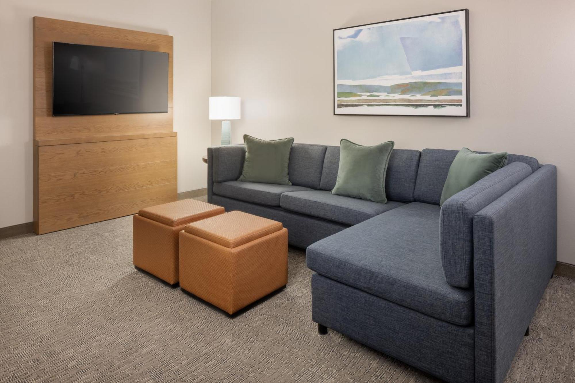 Executive King Suite - Non-Smoking