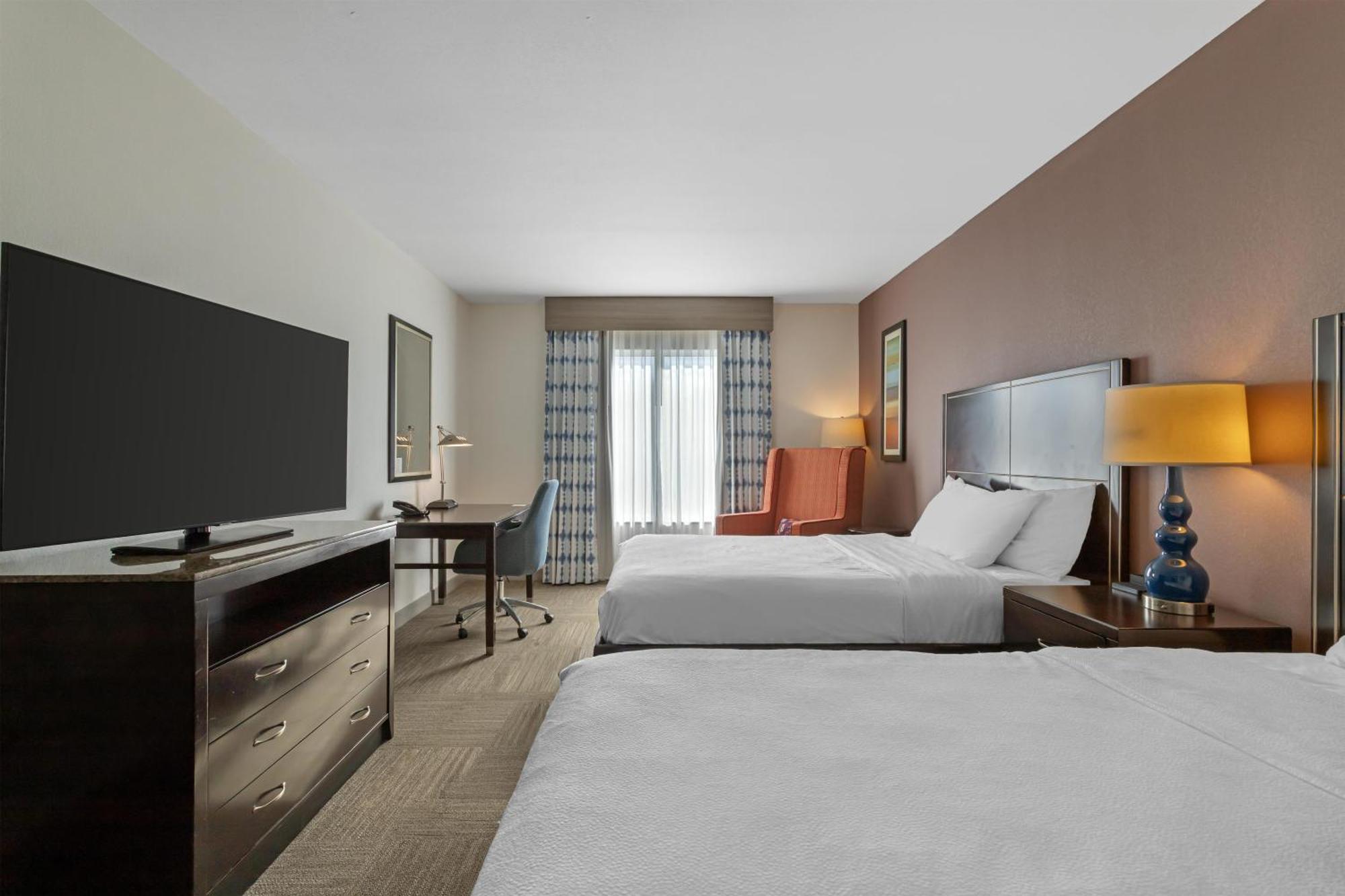 Queen Room with Two Queen Beds - Hearing Access