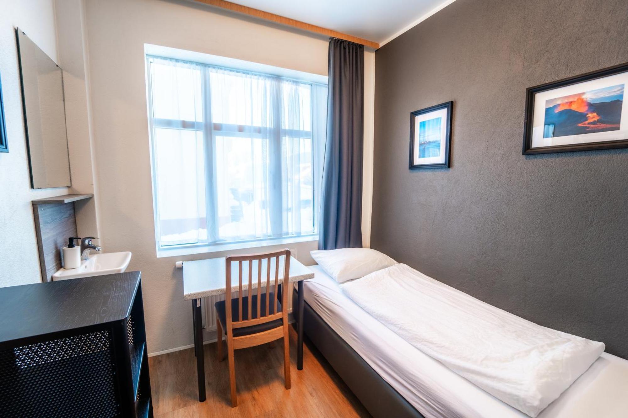 Single Room with Shared Bathroom