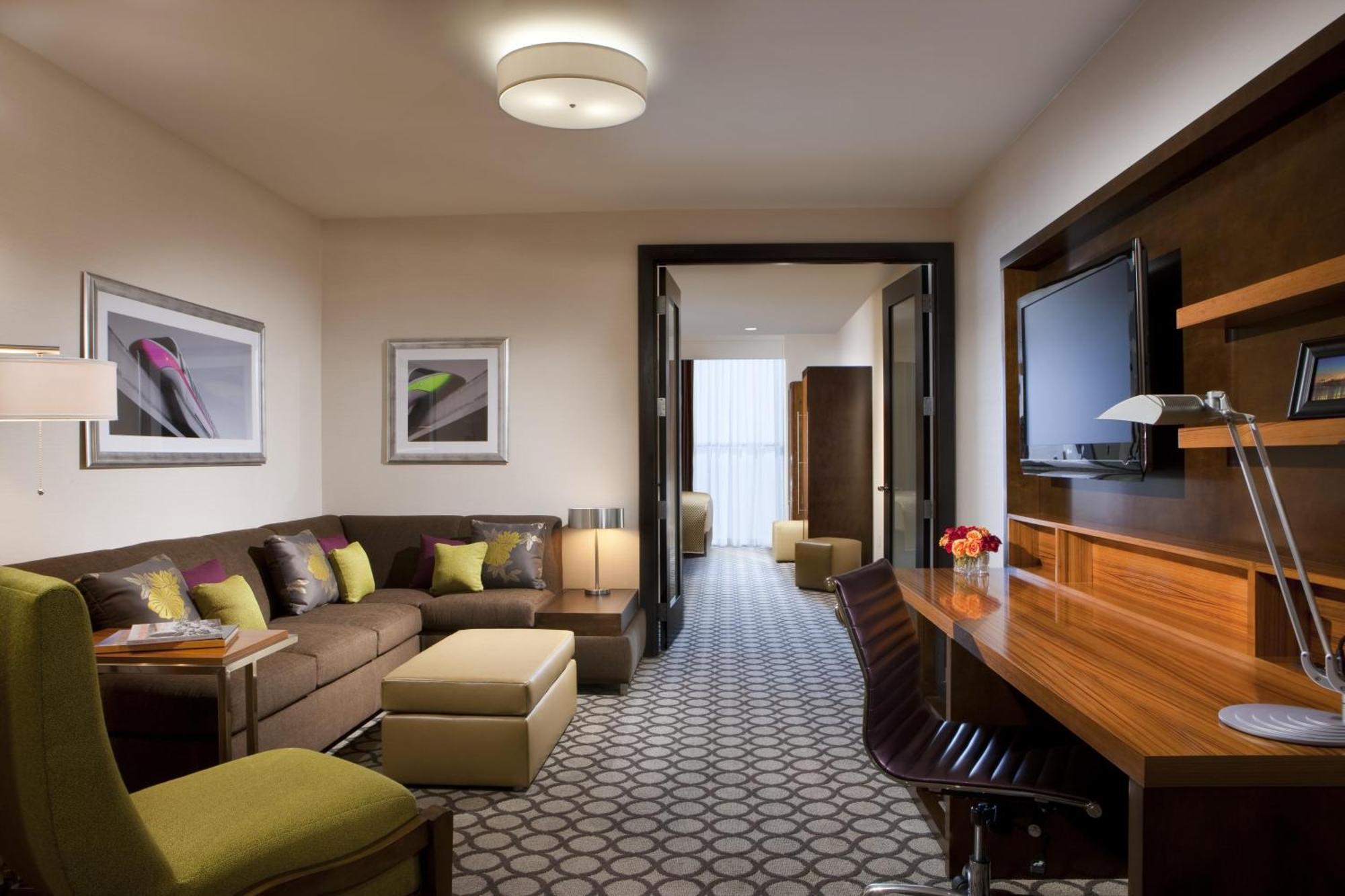 Executive King Suite