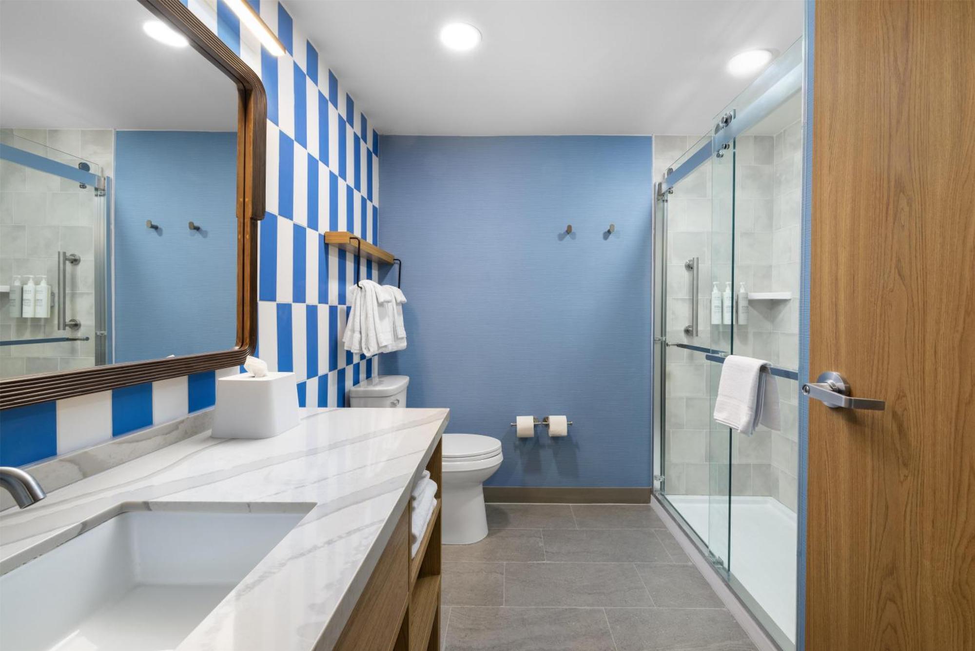 One-Bedroom King Suite with Ocean View