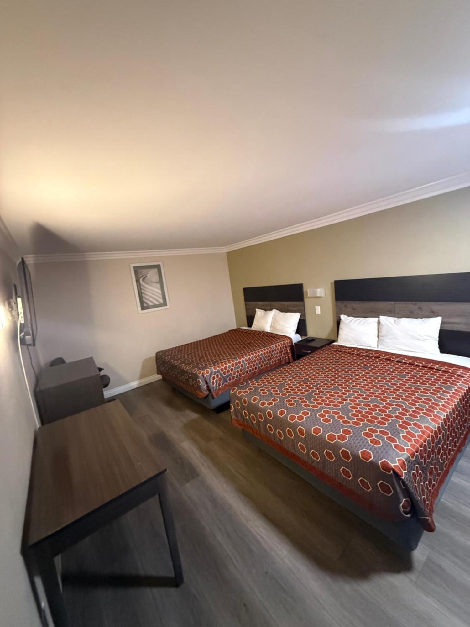 Queen Room with Two Queen Beds