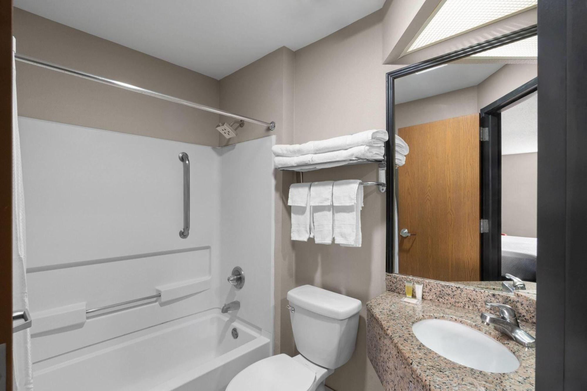 Queen Room with Two Queen Beds - Non-Smoking