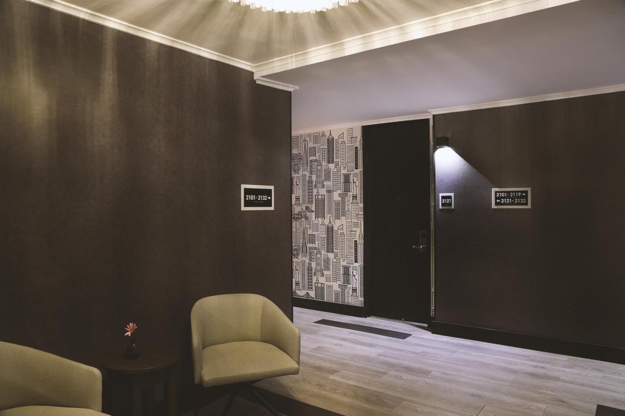 Premium Queen Room with Two Queen Beds