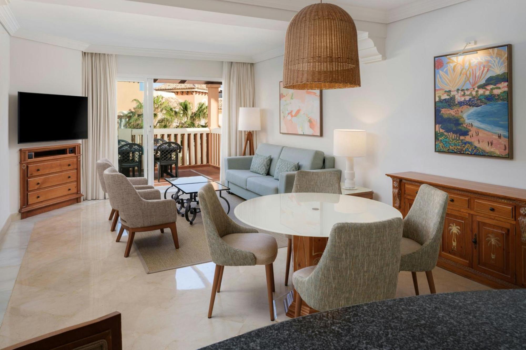 One-Bedroom Apartment with Balcony