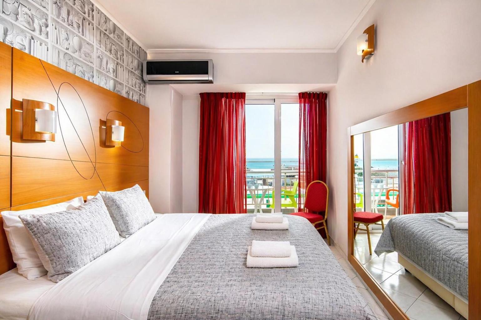 Double Room with View of the Port