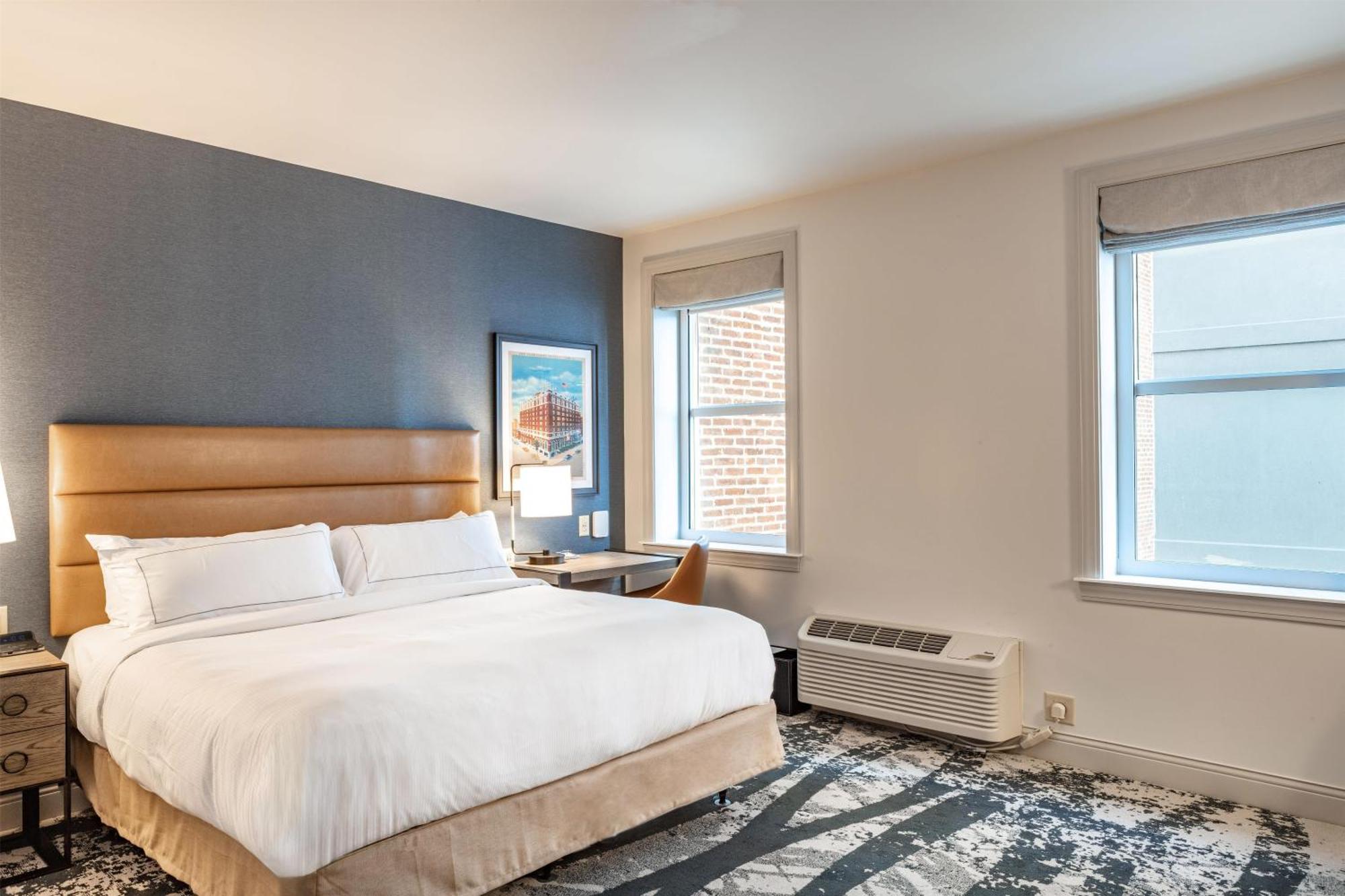 One-Bedroom Suite with Two Queen Beds