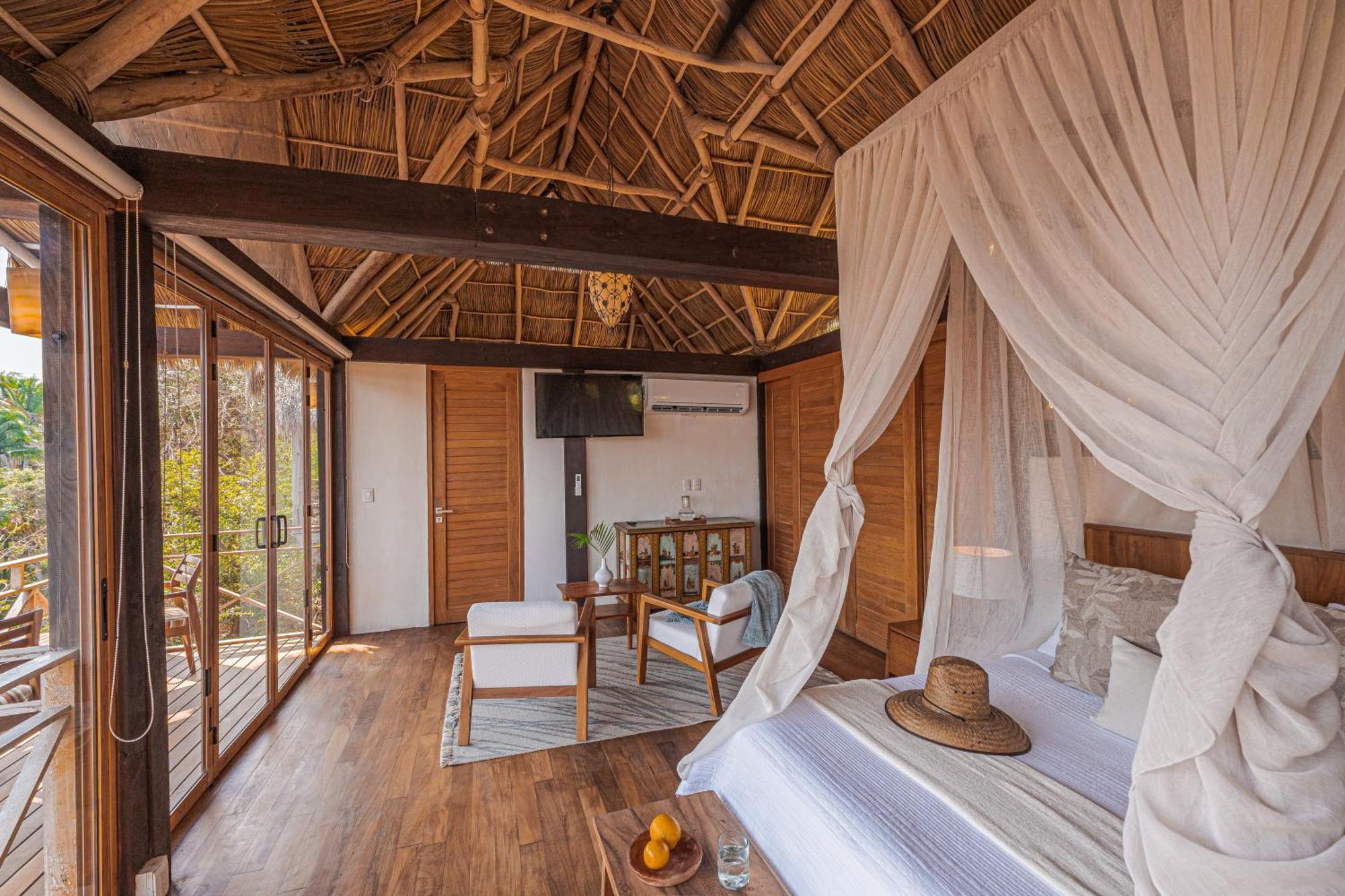 Suite with Sea View