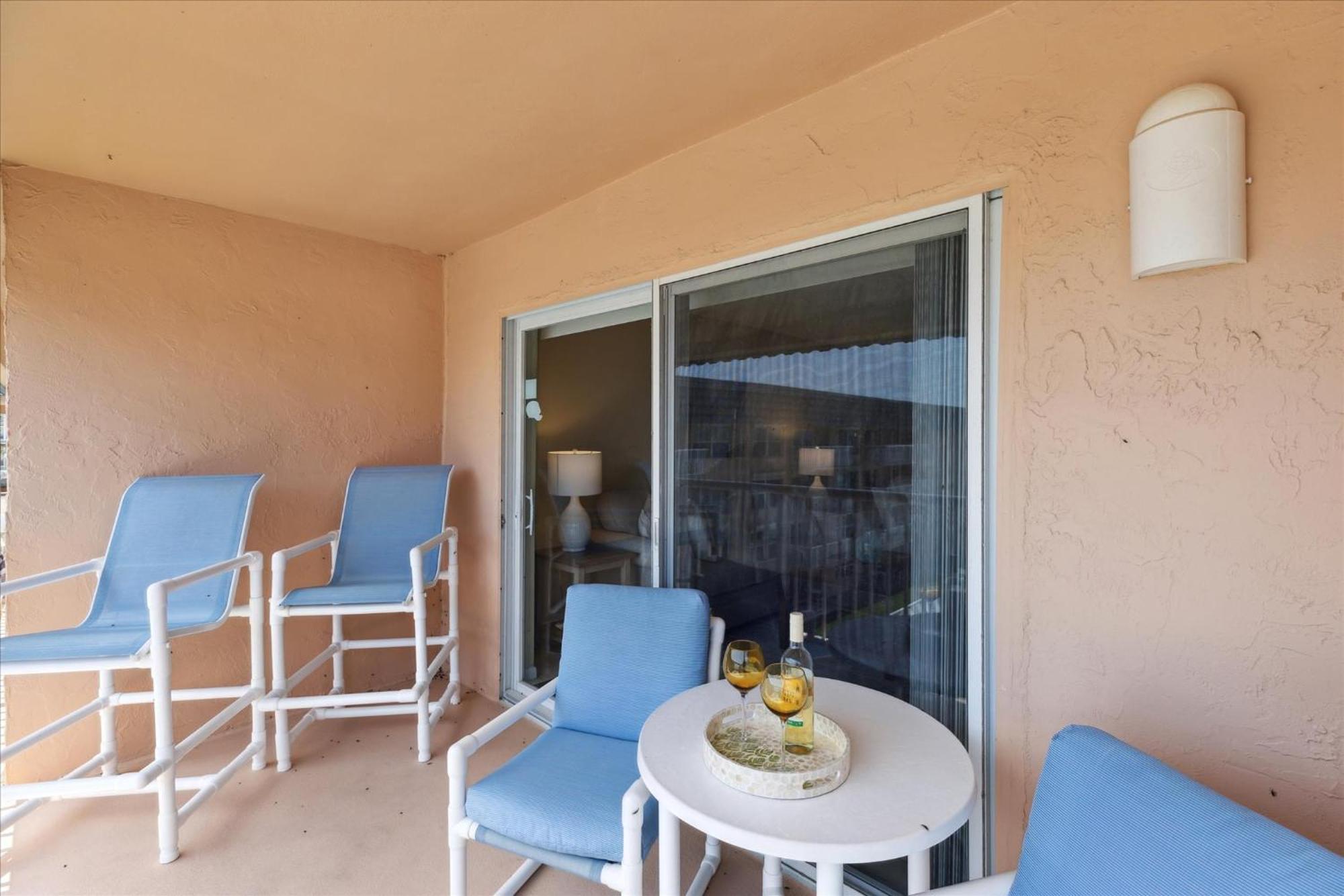 Direct Ocean & Pool View Two-Bedroom Apartment - Unit 46
