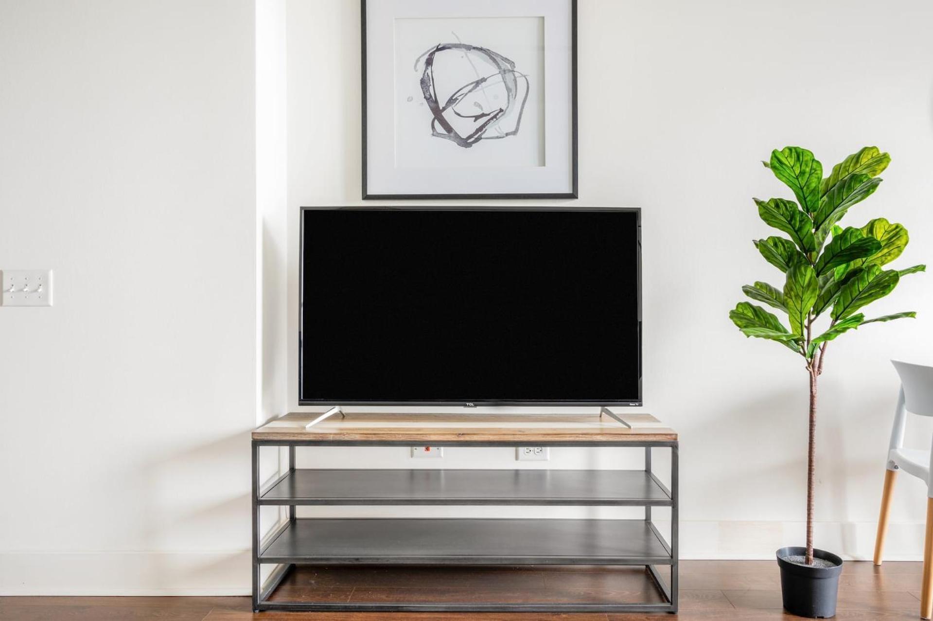 Deluxe Studio Apartment (Self Check-in with Virtual Front Desk)