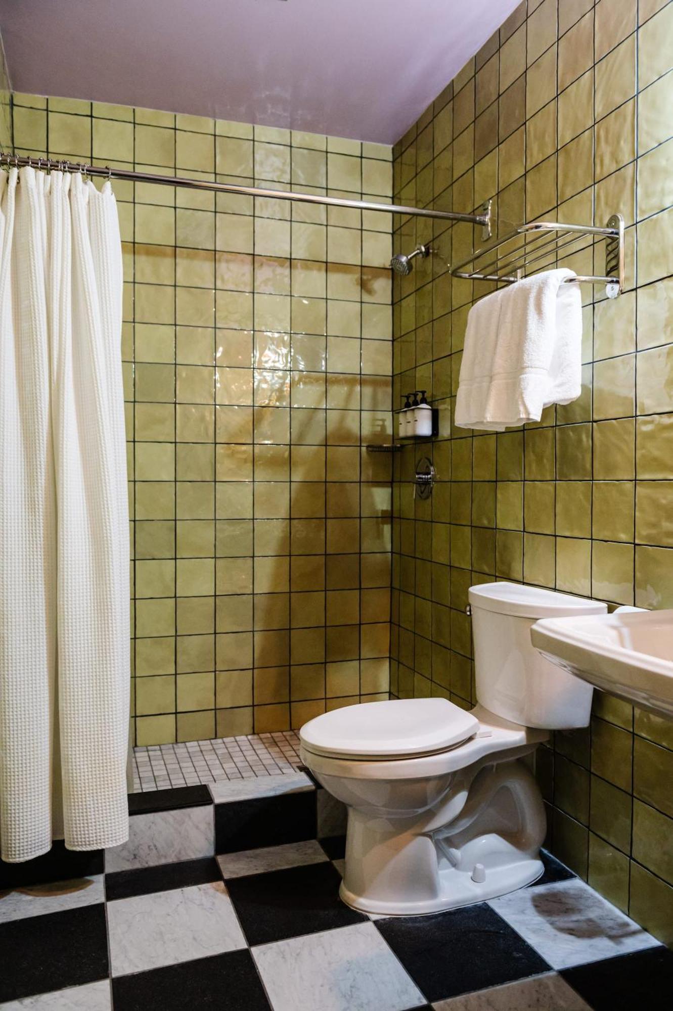 Double Queen Suite (24/7 Front Desk)