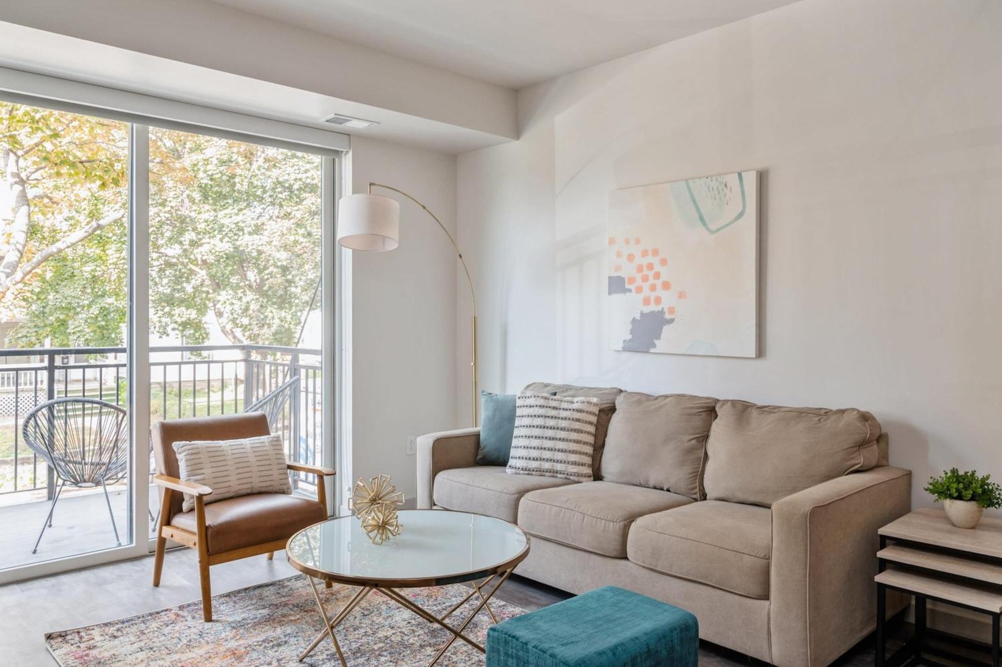 Apartment with Balcony (Self Check-in with Virtual Front Desk )