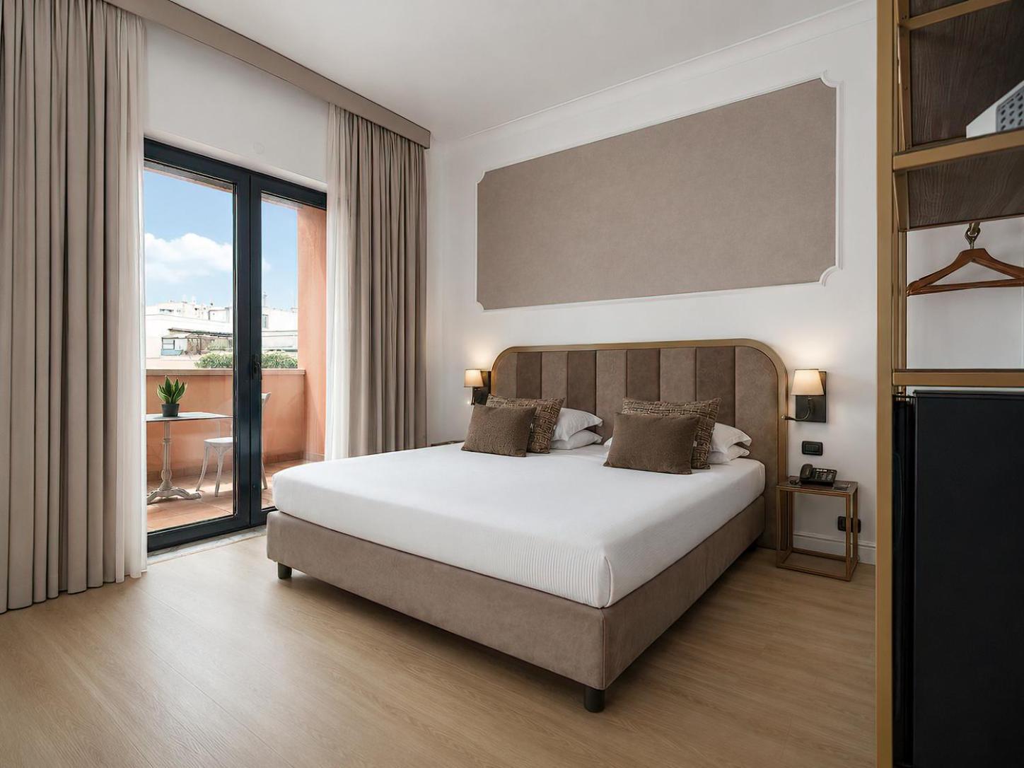 Deluxe Double Room with Balcony